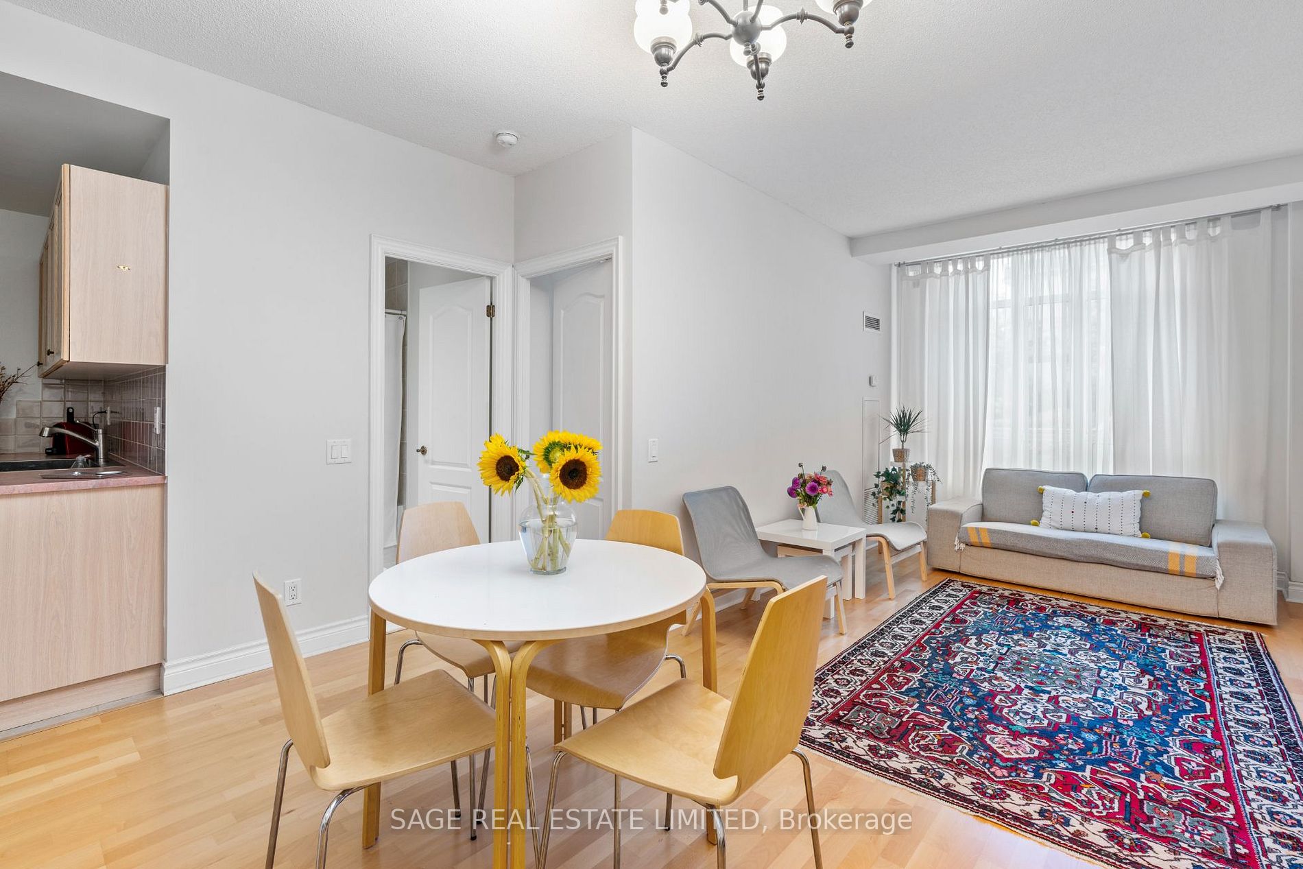 1 Clairtrell Rd, #101