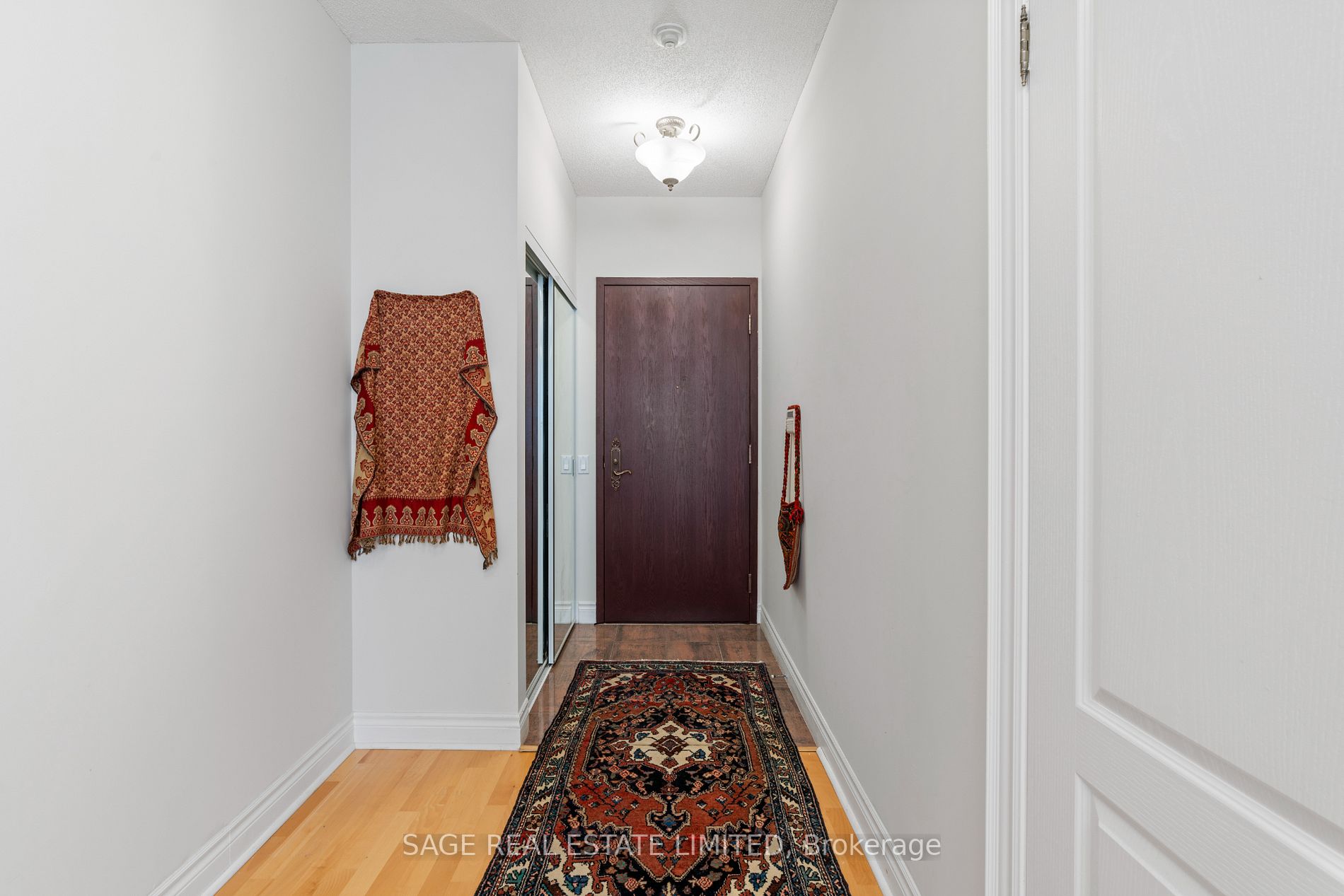 1 Clairtrell Rd, #101