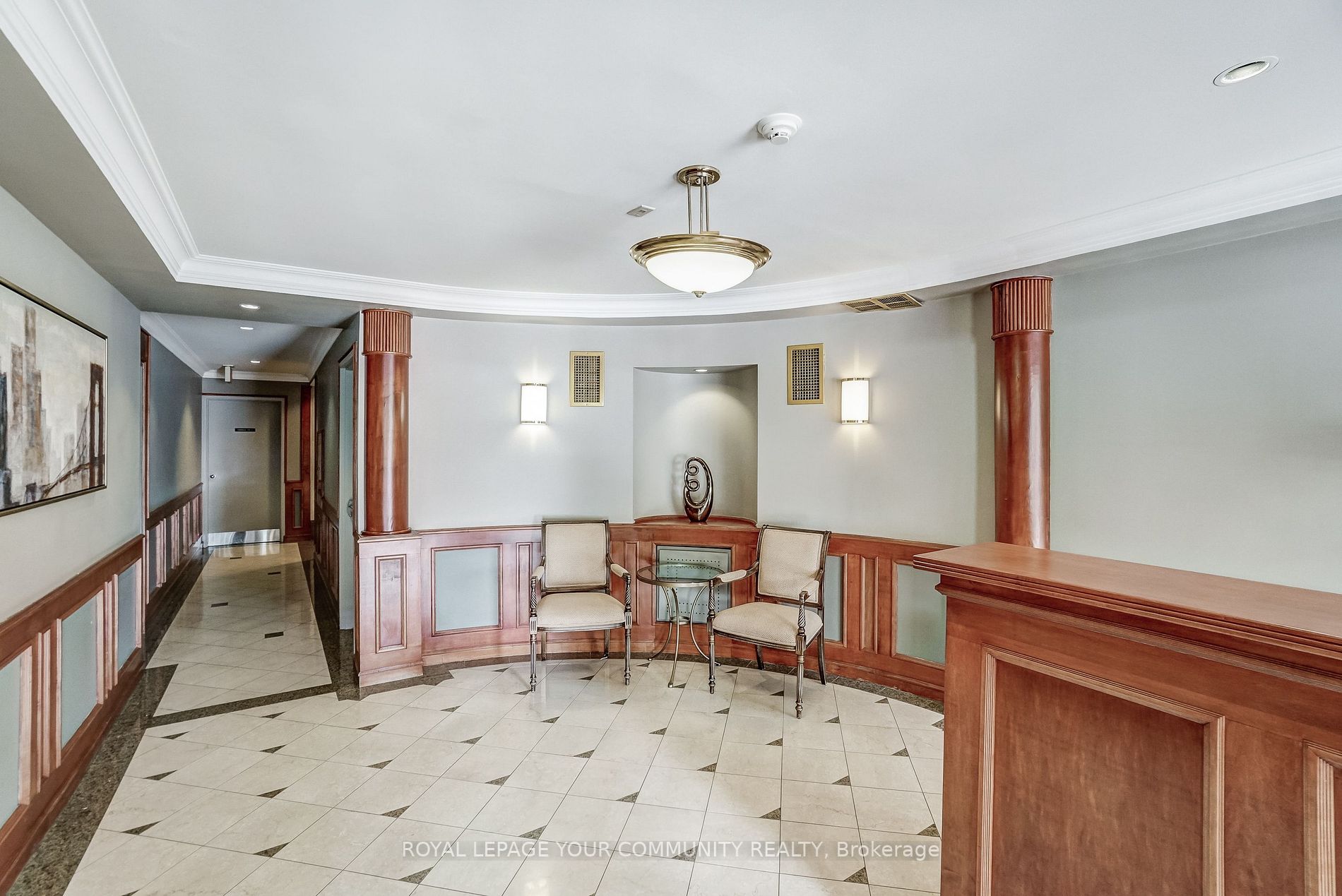 800 Spadina Rd, #101