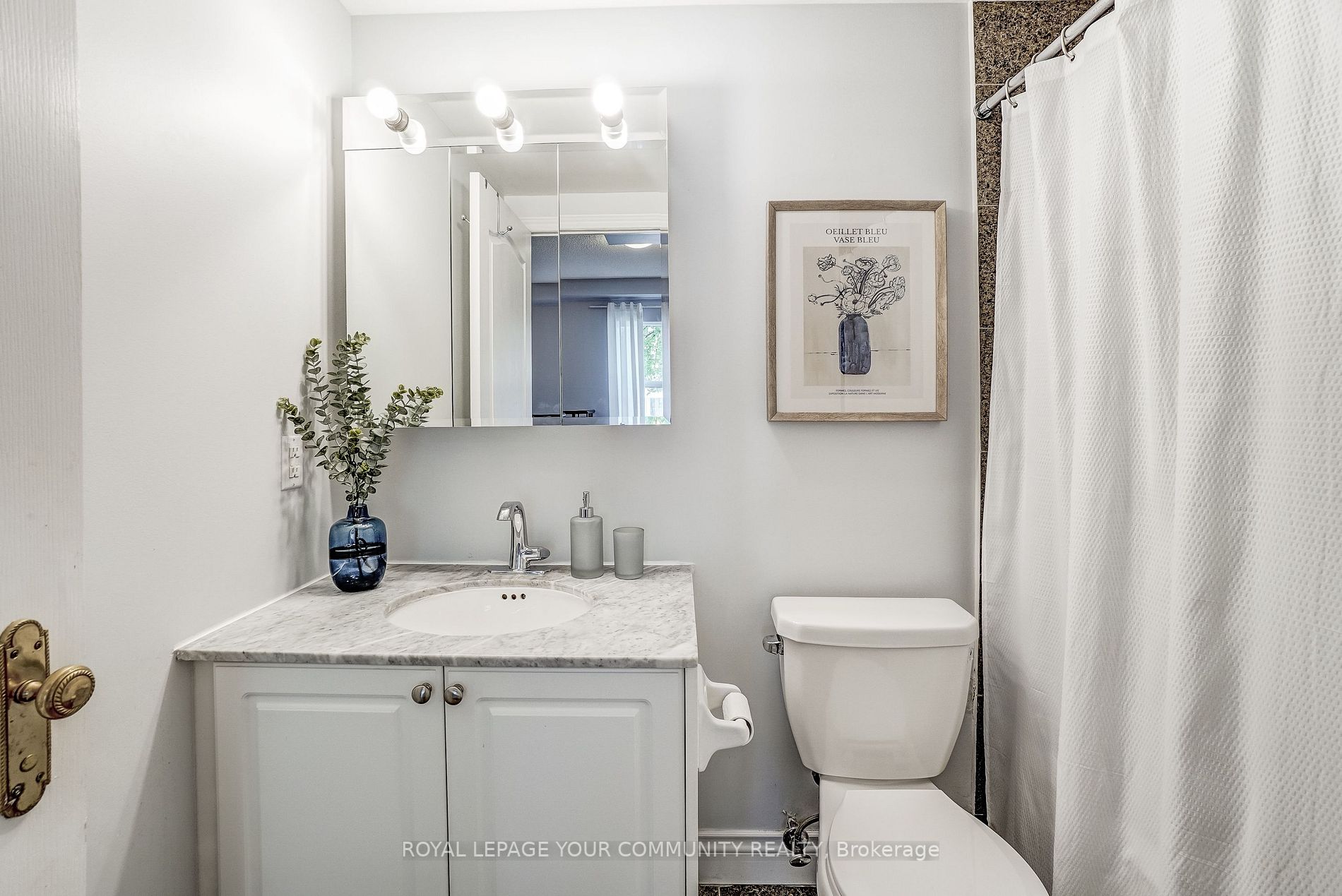 800 Spadina Rd, #101