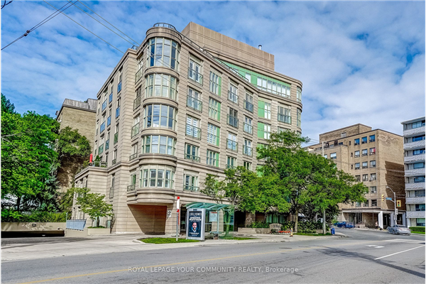 800 Spadina Rd, Toronto