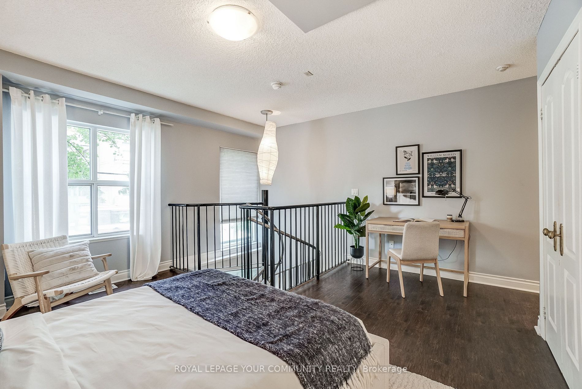 800 Spadina Rd, #101