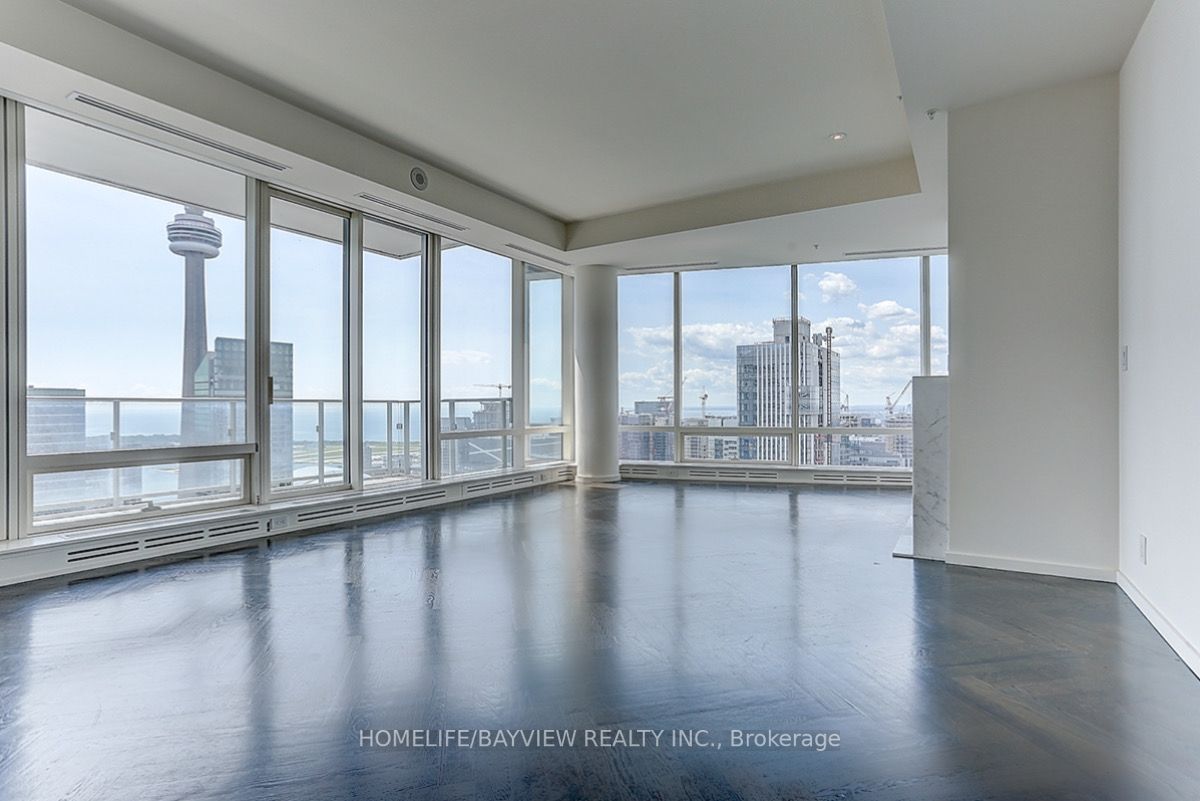 180 University Ave, #5501