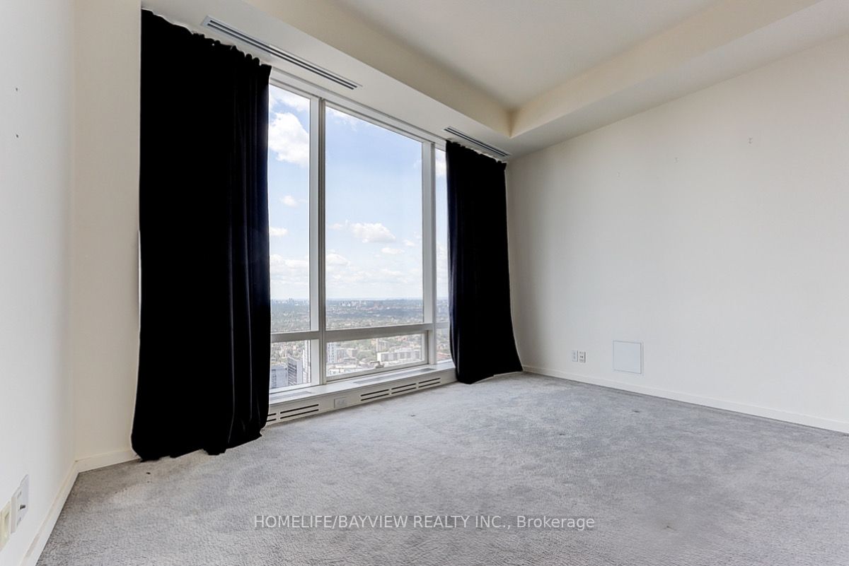 180 University Ave, #5501