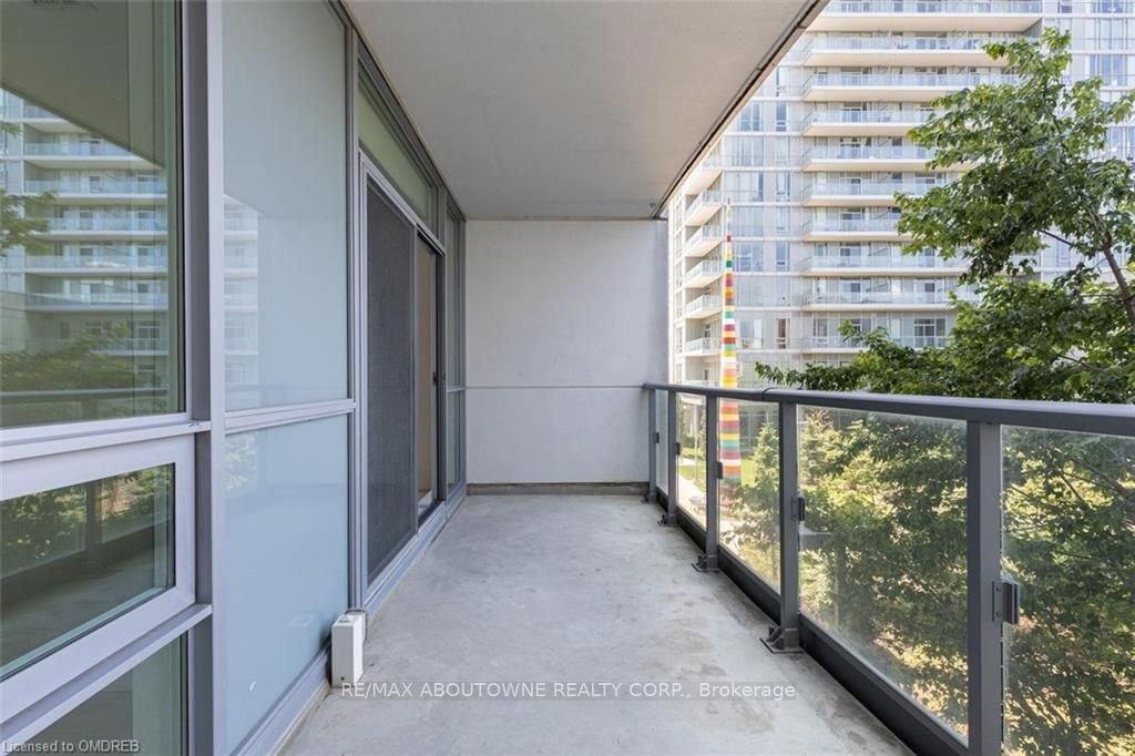 70 Forest Manor Rd, #207