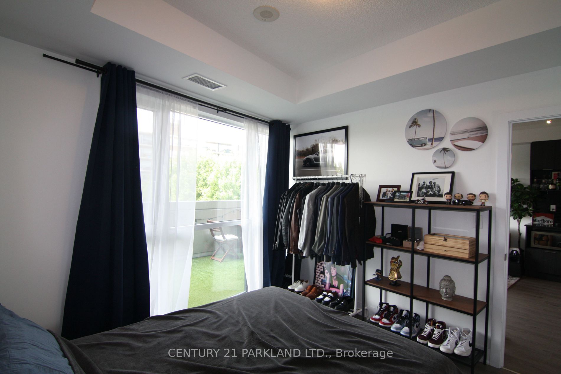 99 The Donway Rd W, #210
