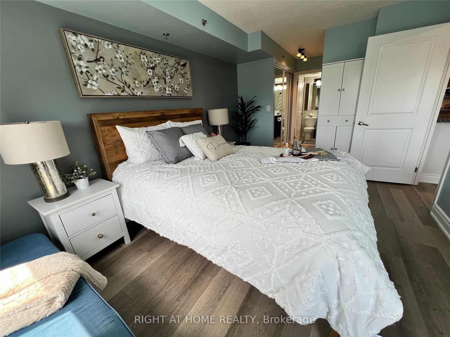760 Sheppard Ave W, #508