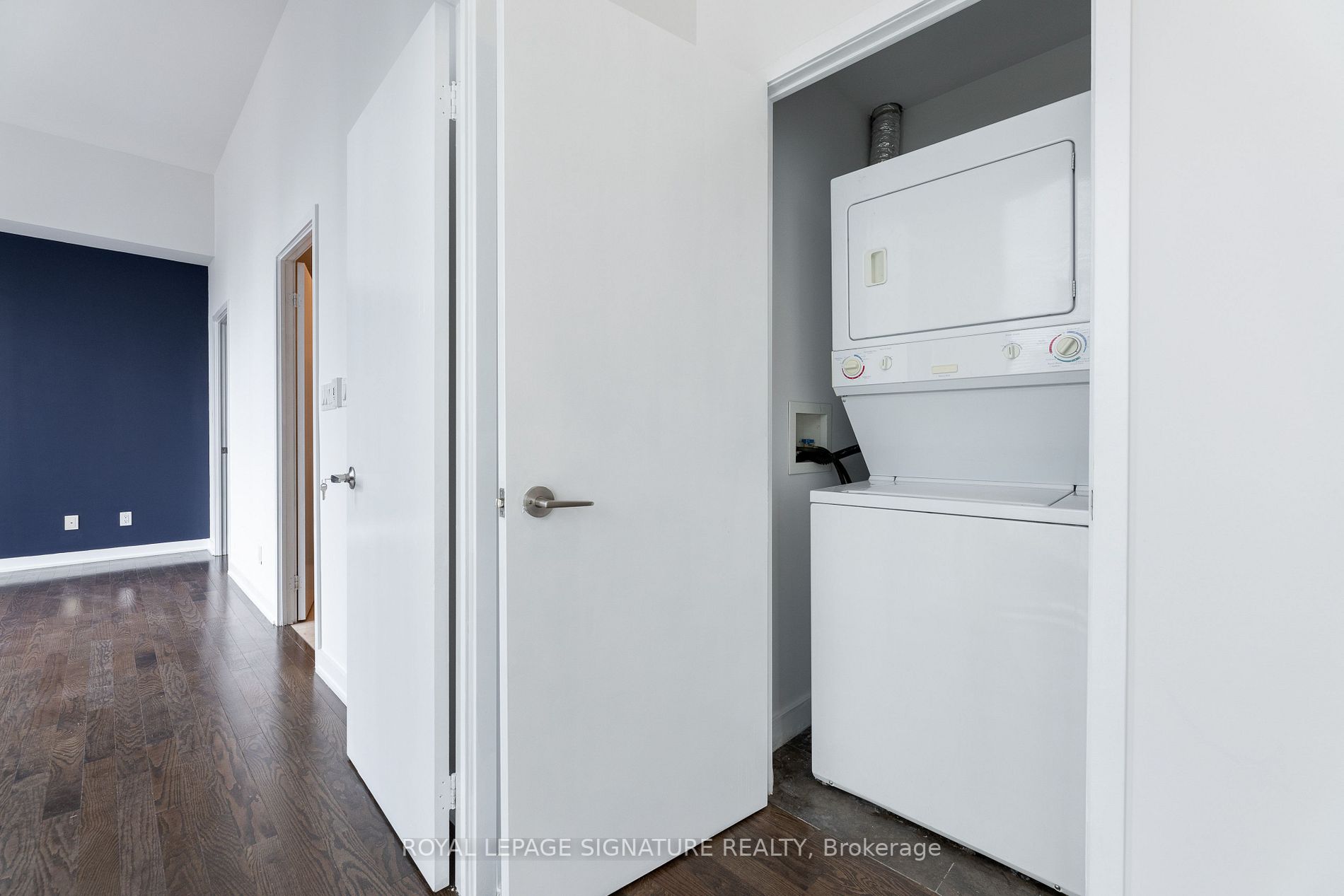 126 Simcoe St, #Ph05