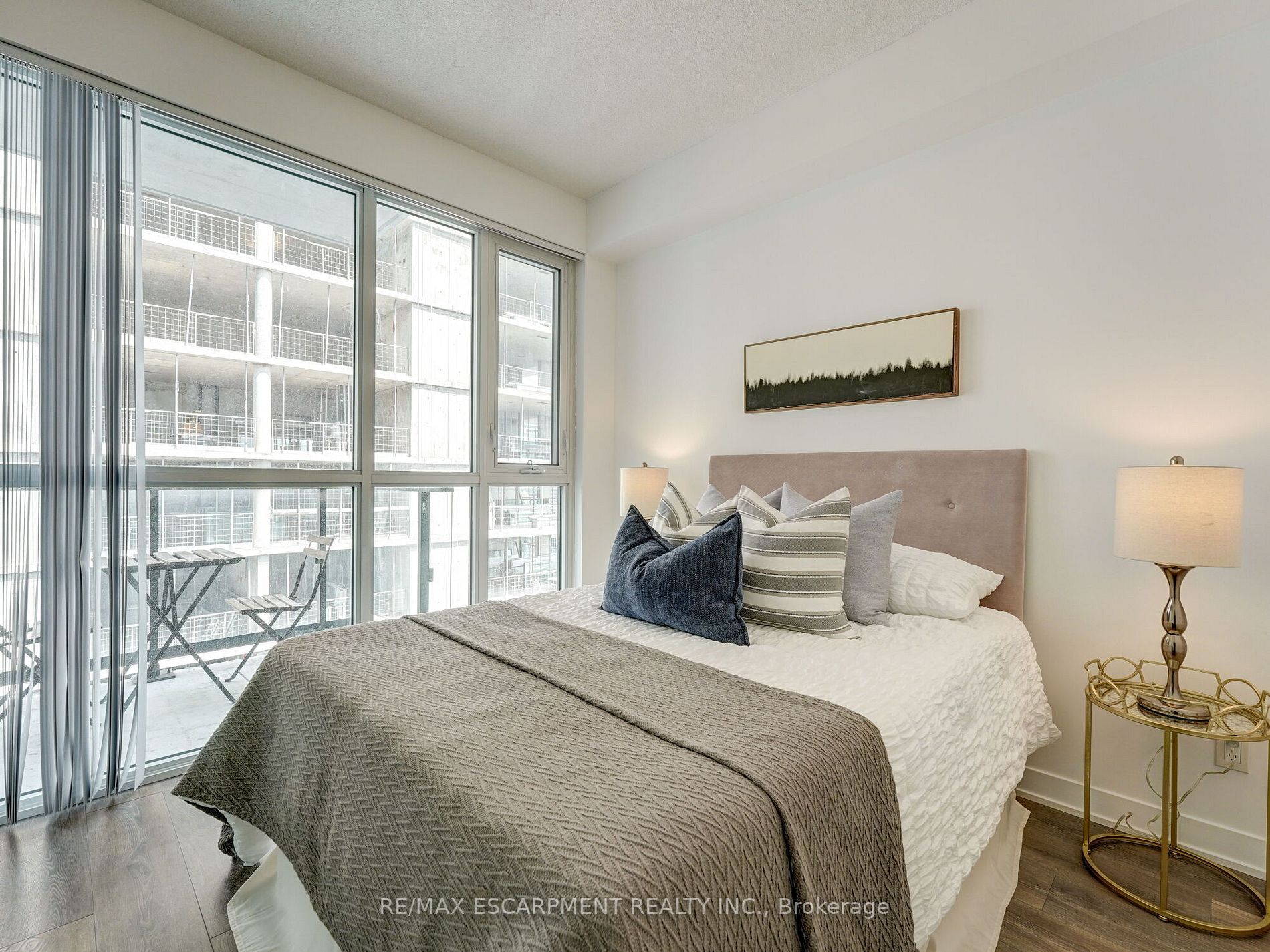 87 Peter St, #4412