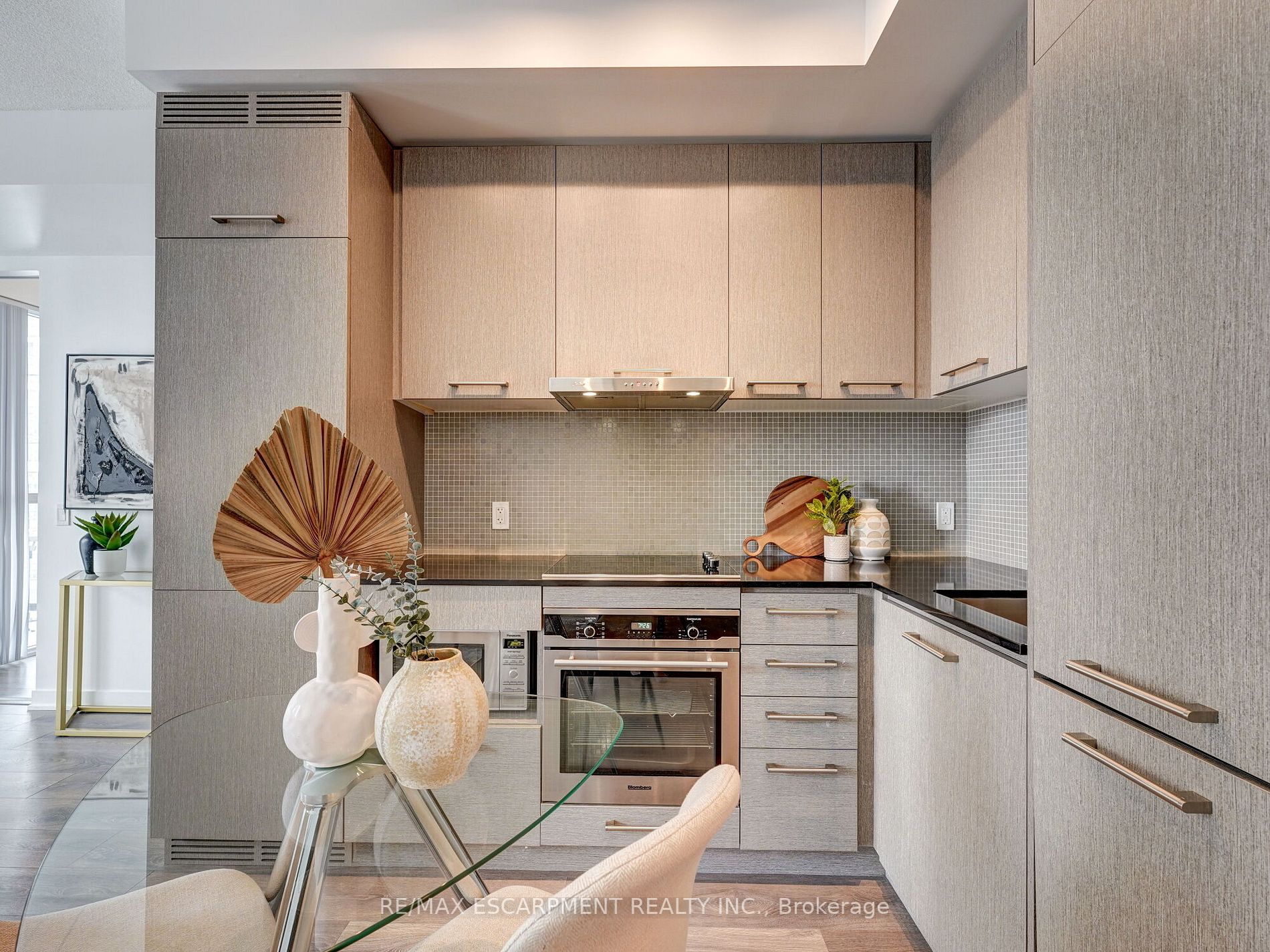 87 Peter St, #4412