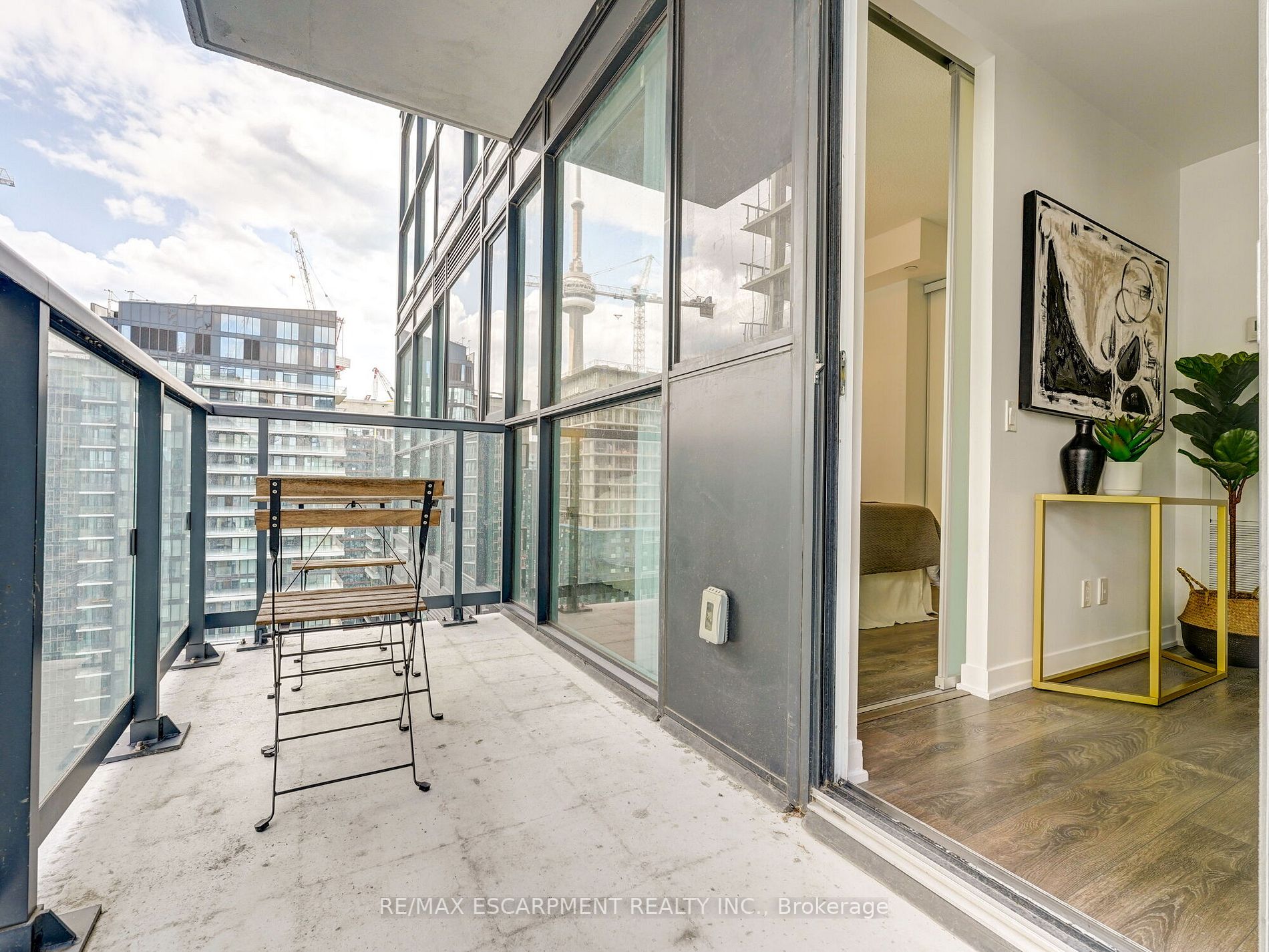 87 Peter St, #4412