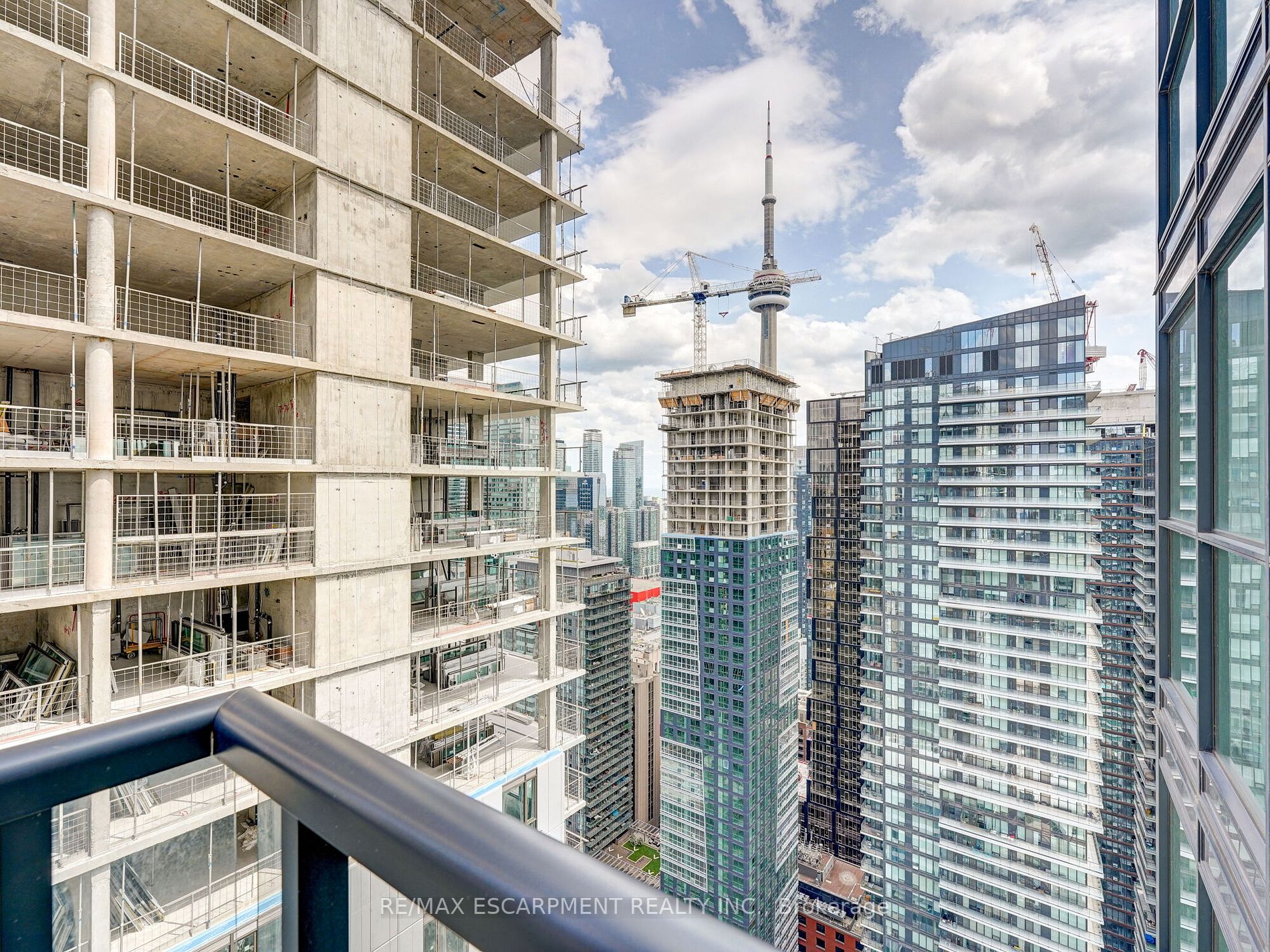 87 Peter St, #4412