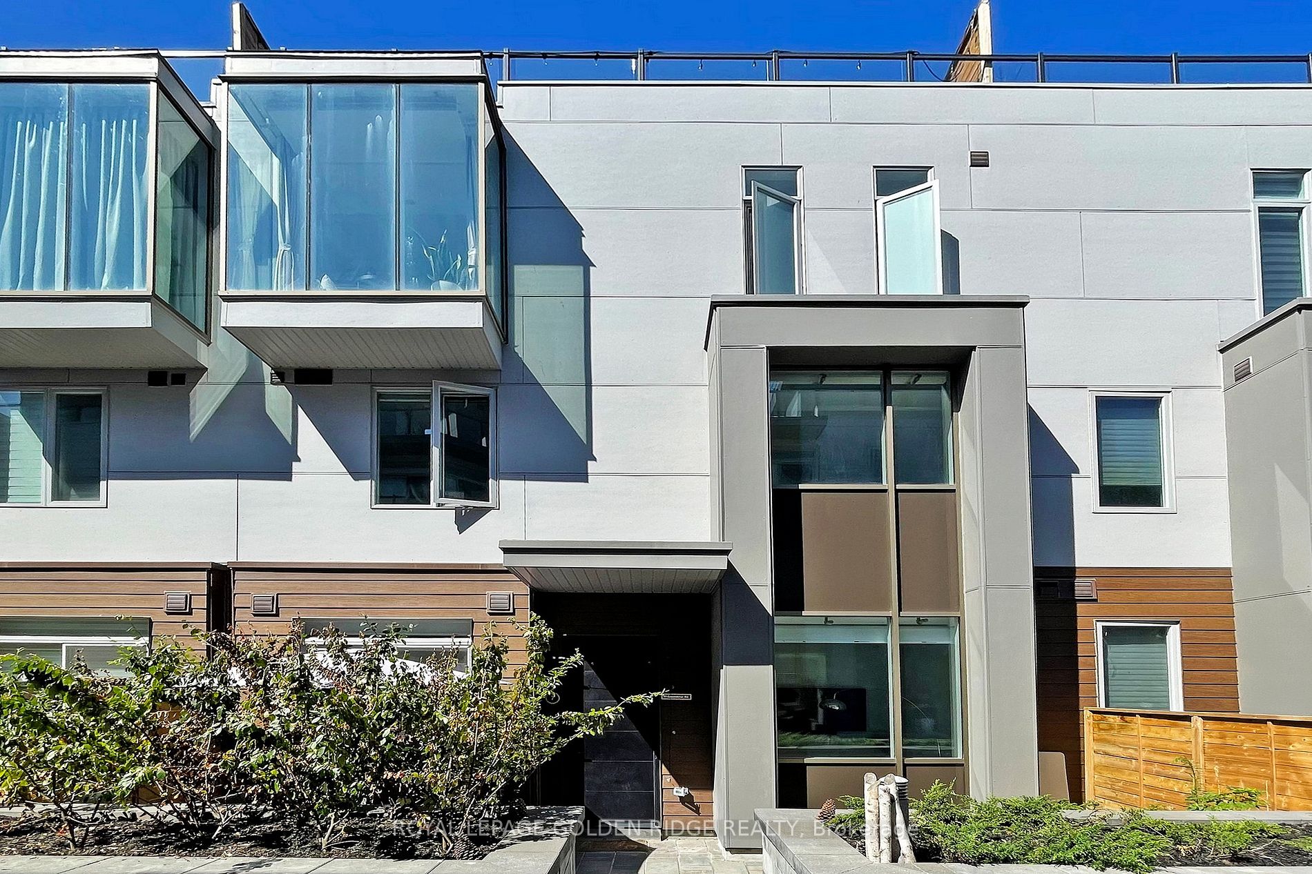 17 Greenbriar Rd, #7
