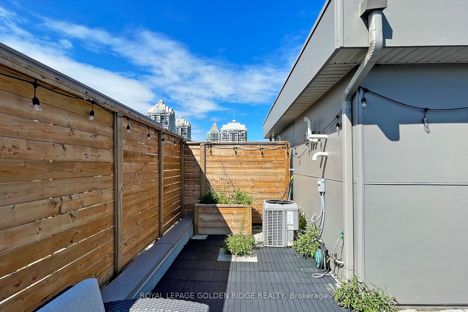 17 Greenbriar Rd, #7