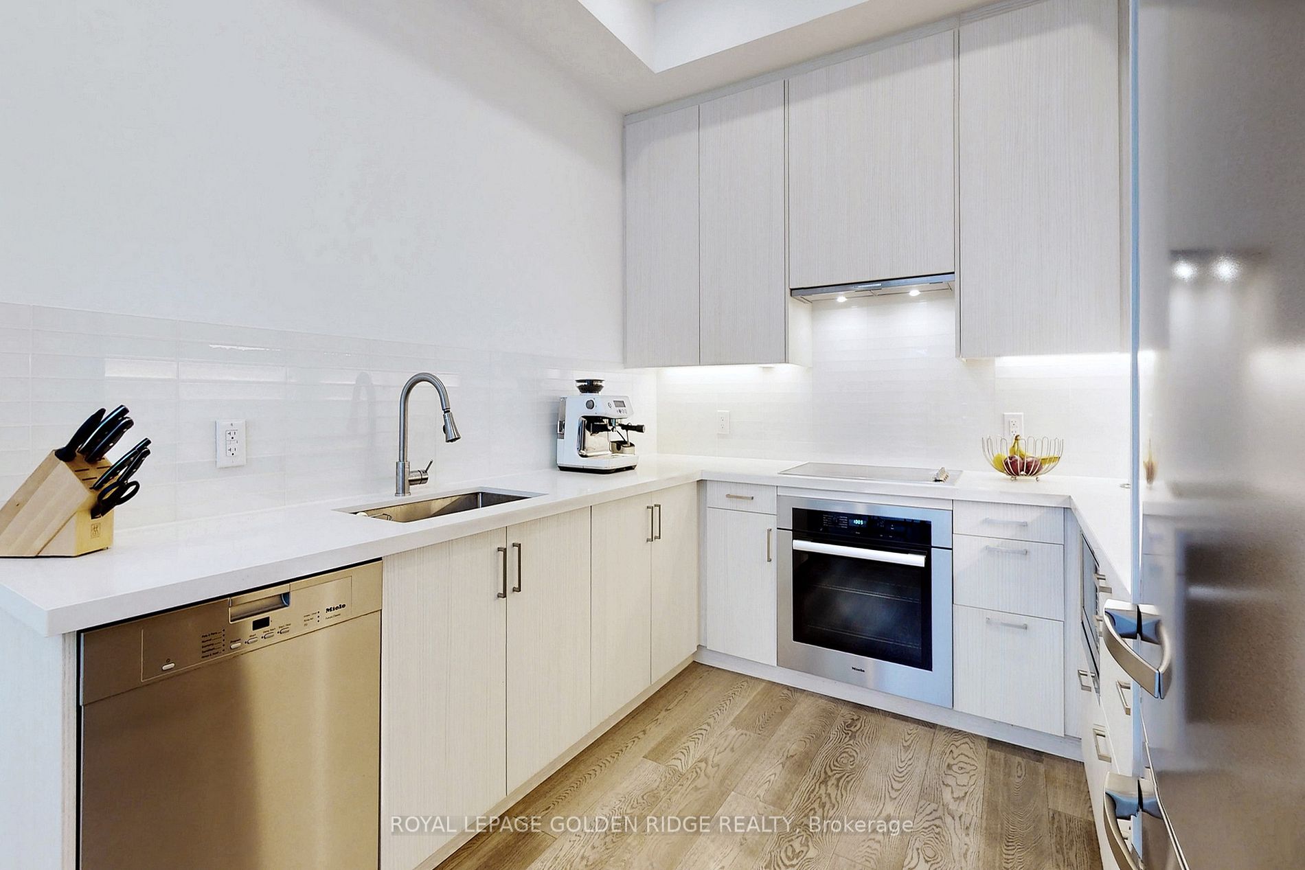 17 Greenbriar Rd, #7