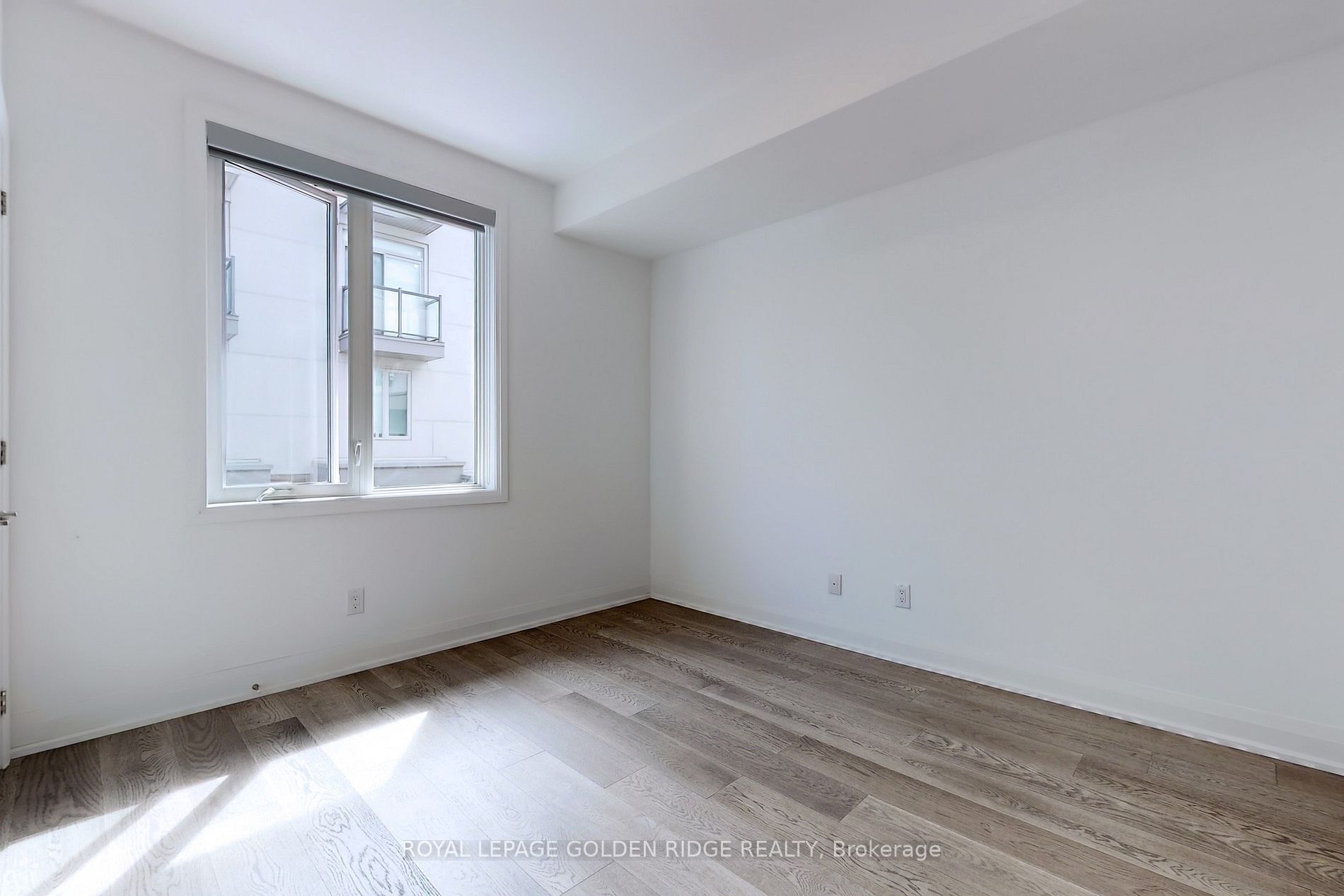17 Greenbriar Rd, #7