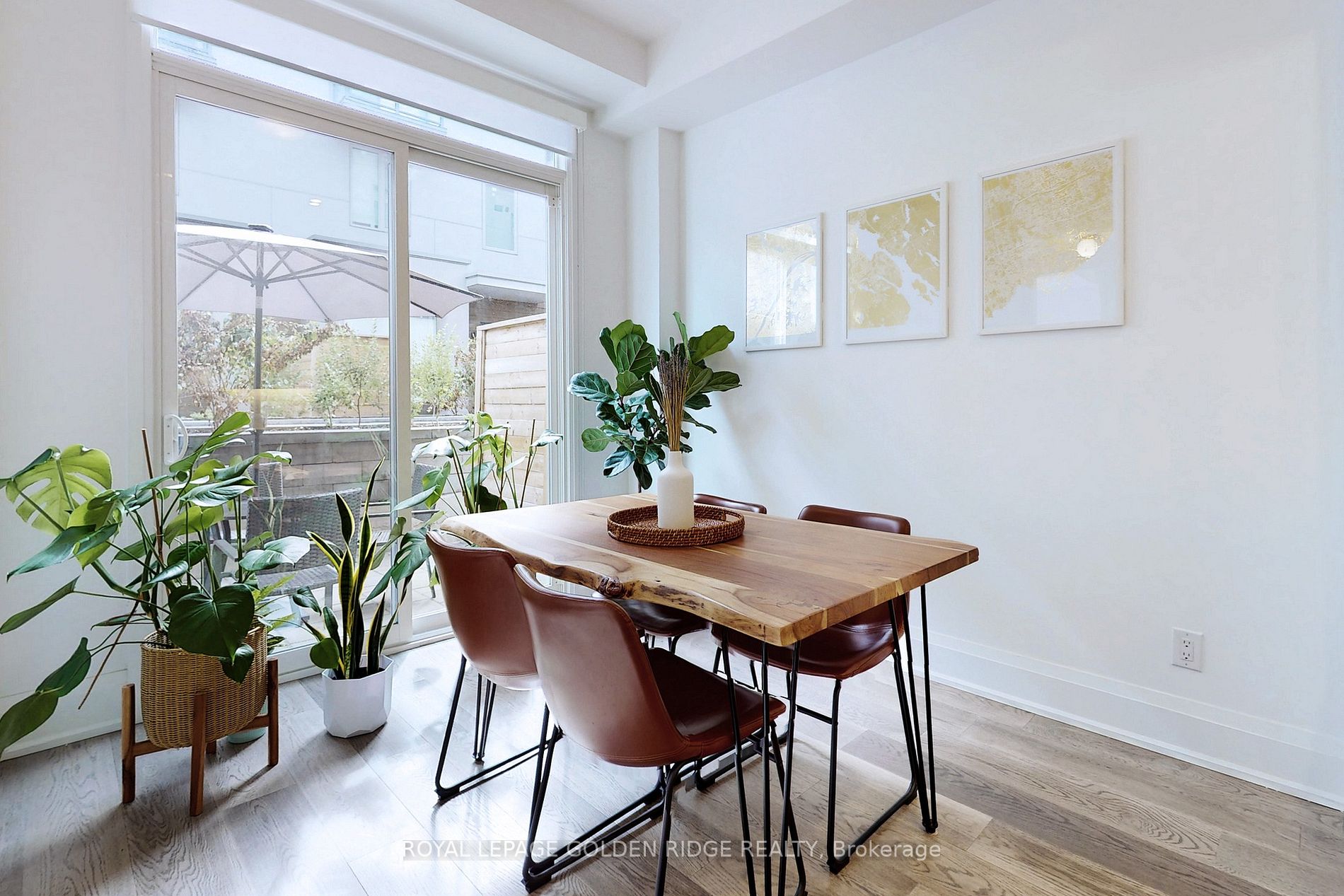 17 Greenbriar Rd, #7