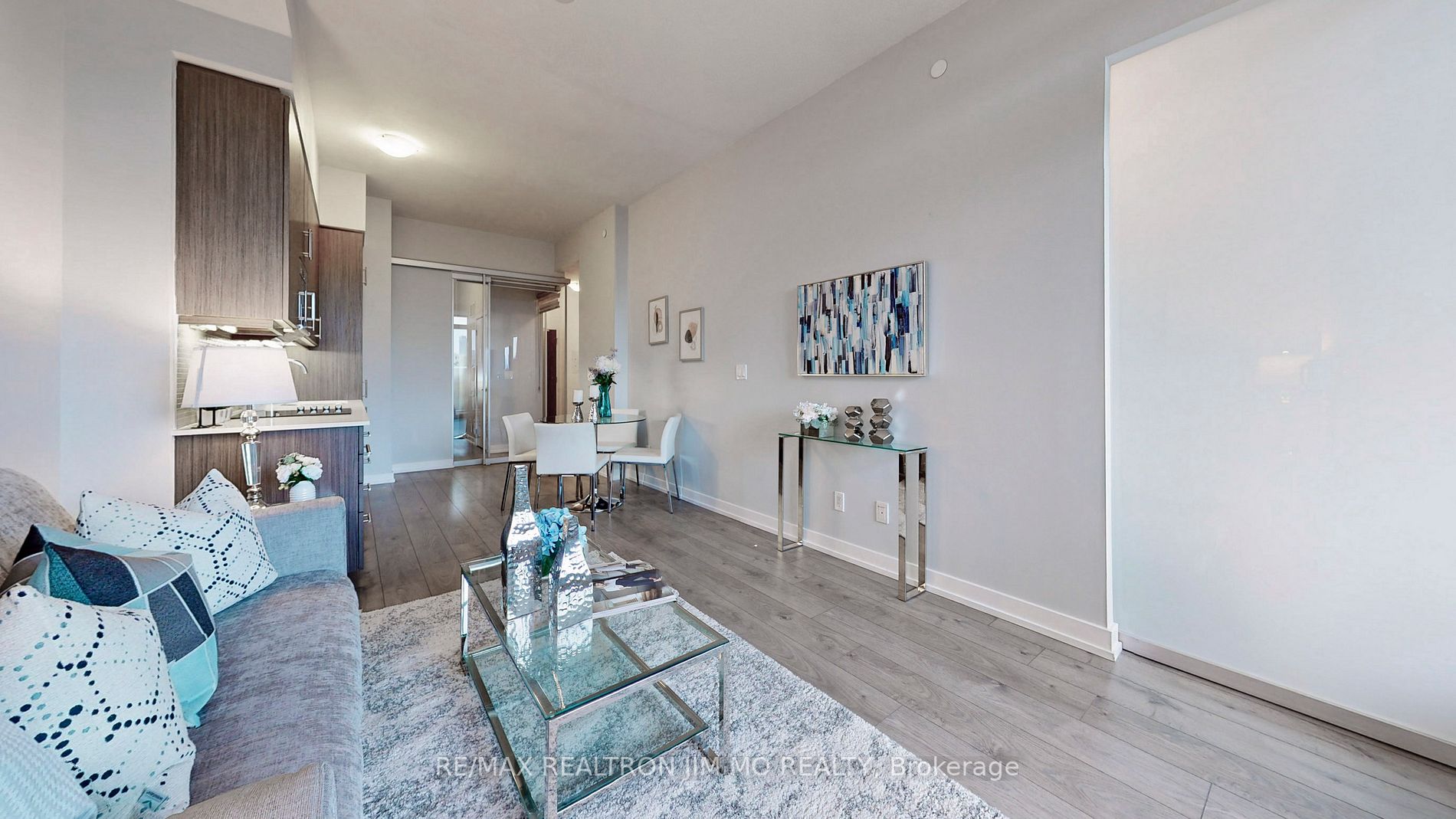 297 College St, #503