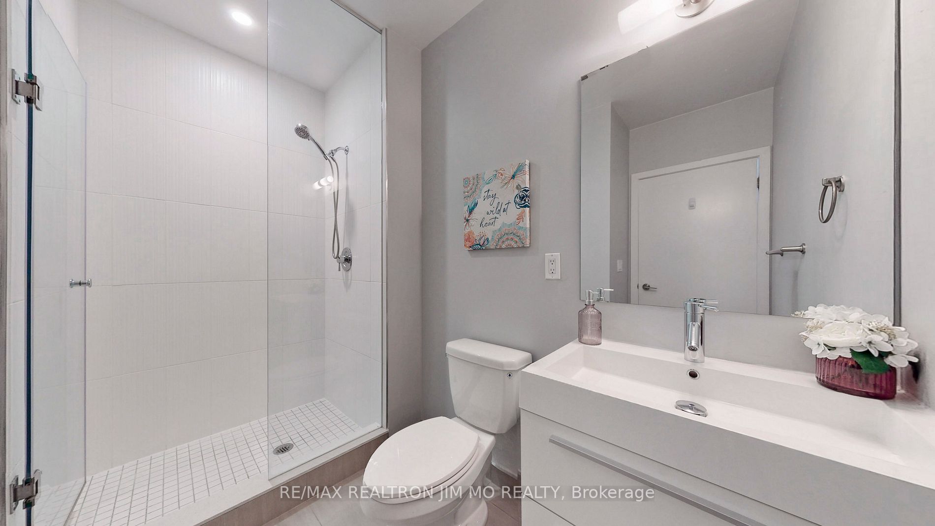 297 College St, #503