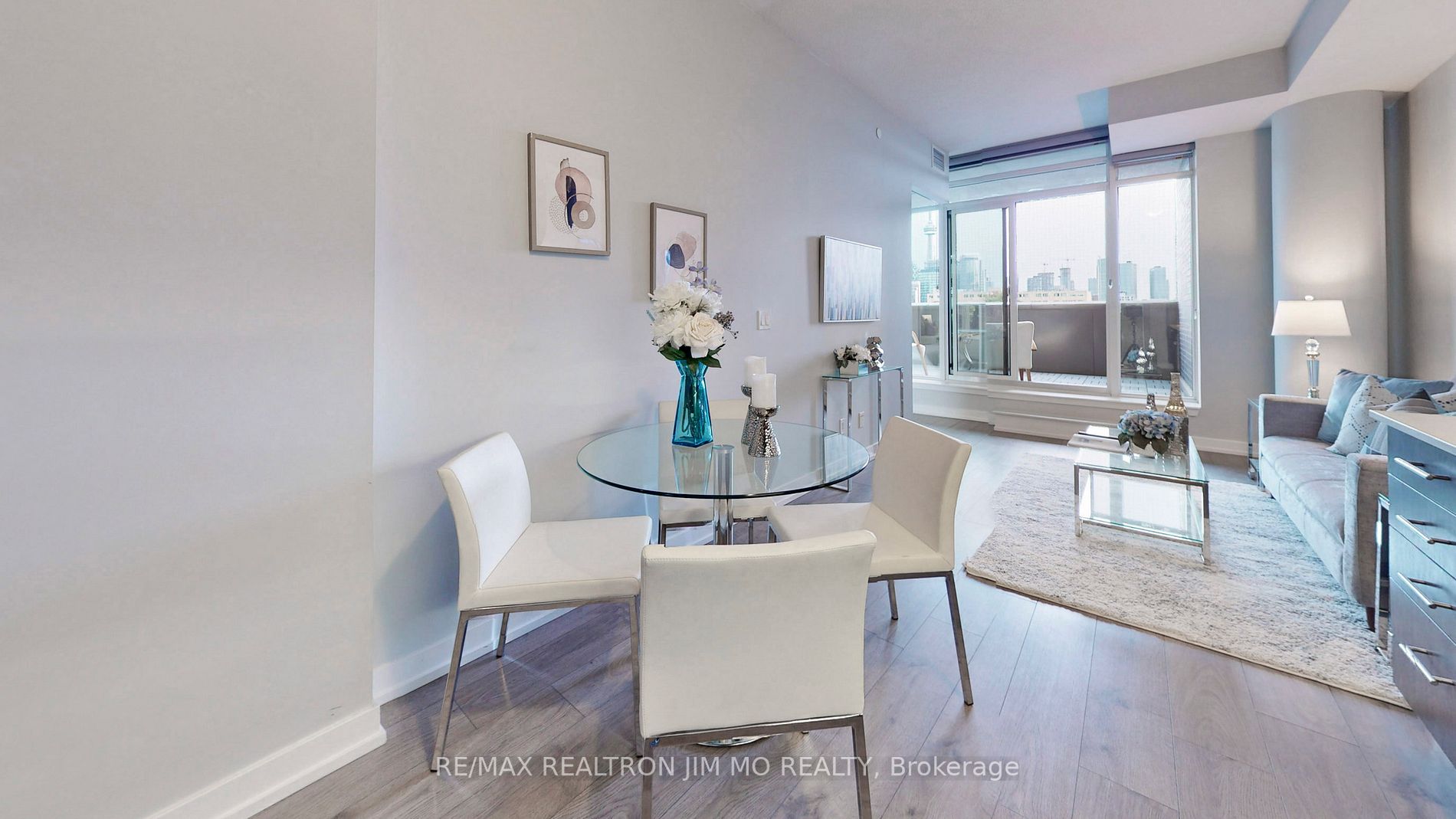 297 College St, #503