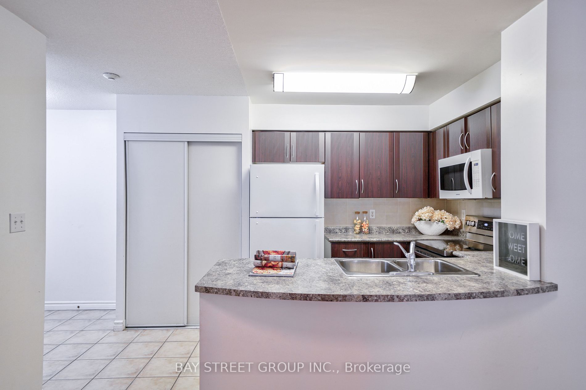 30 Hayden St, #402