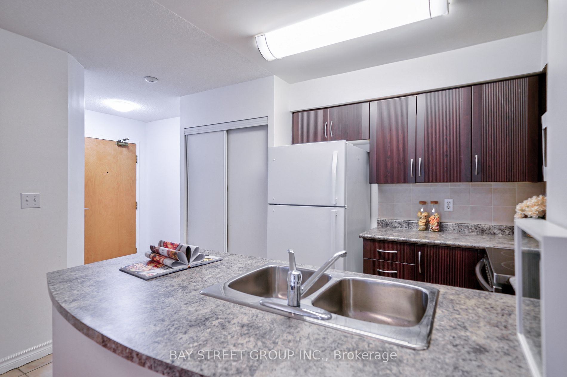 30 Hayden St, #402