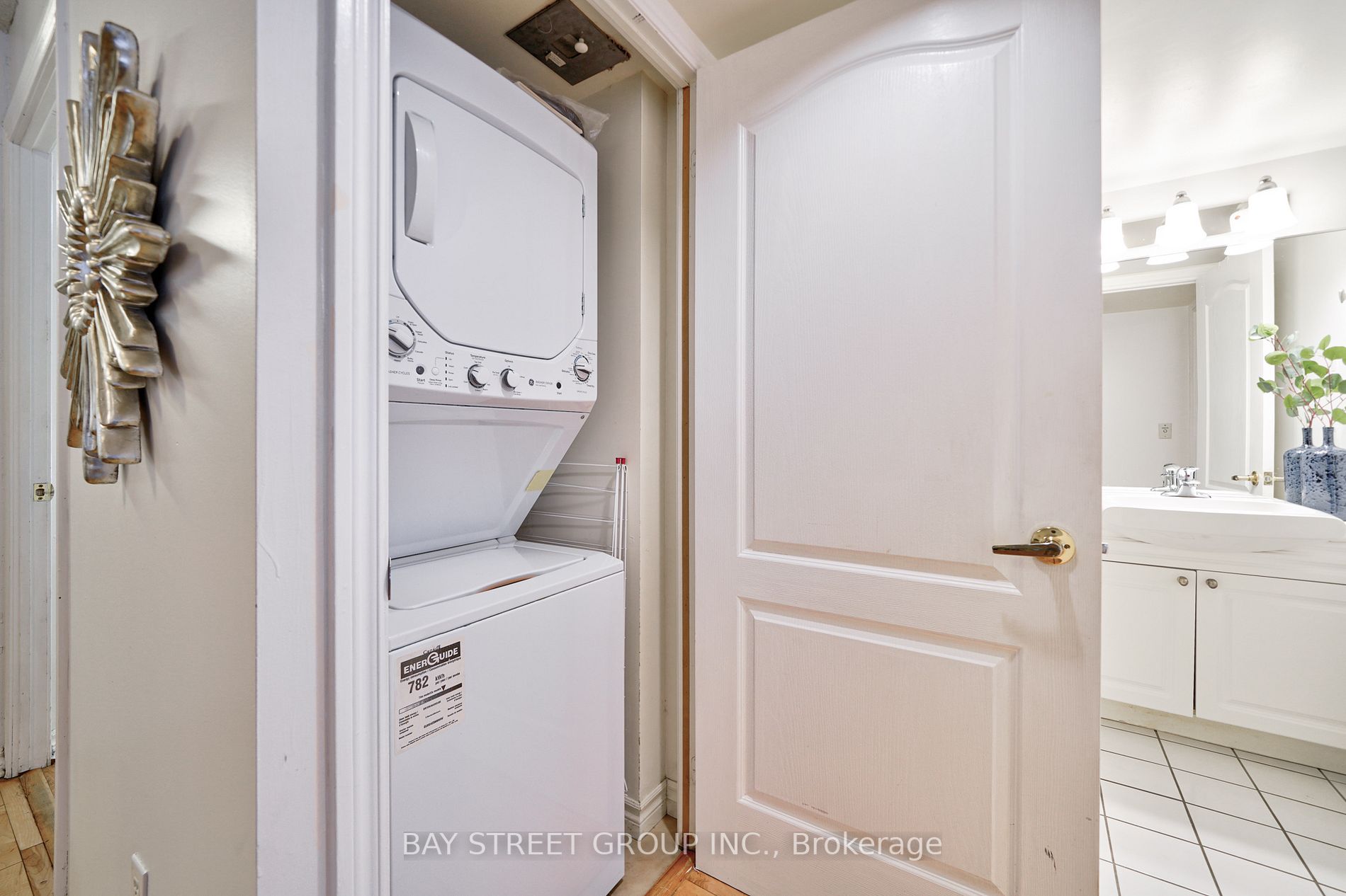 30 Hayden St, #402