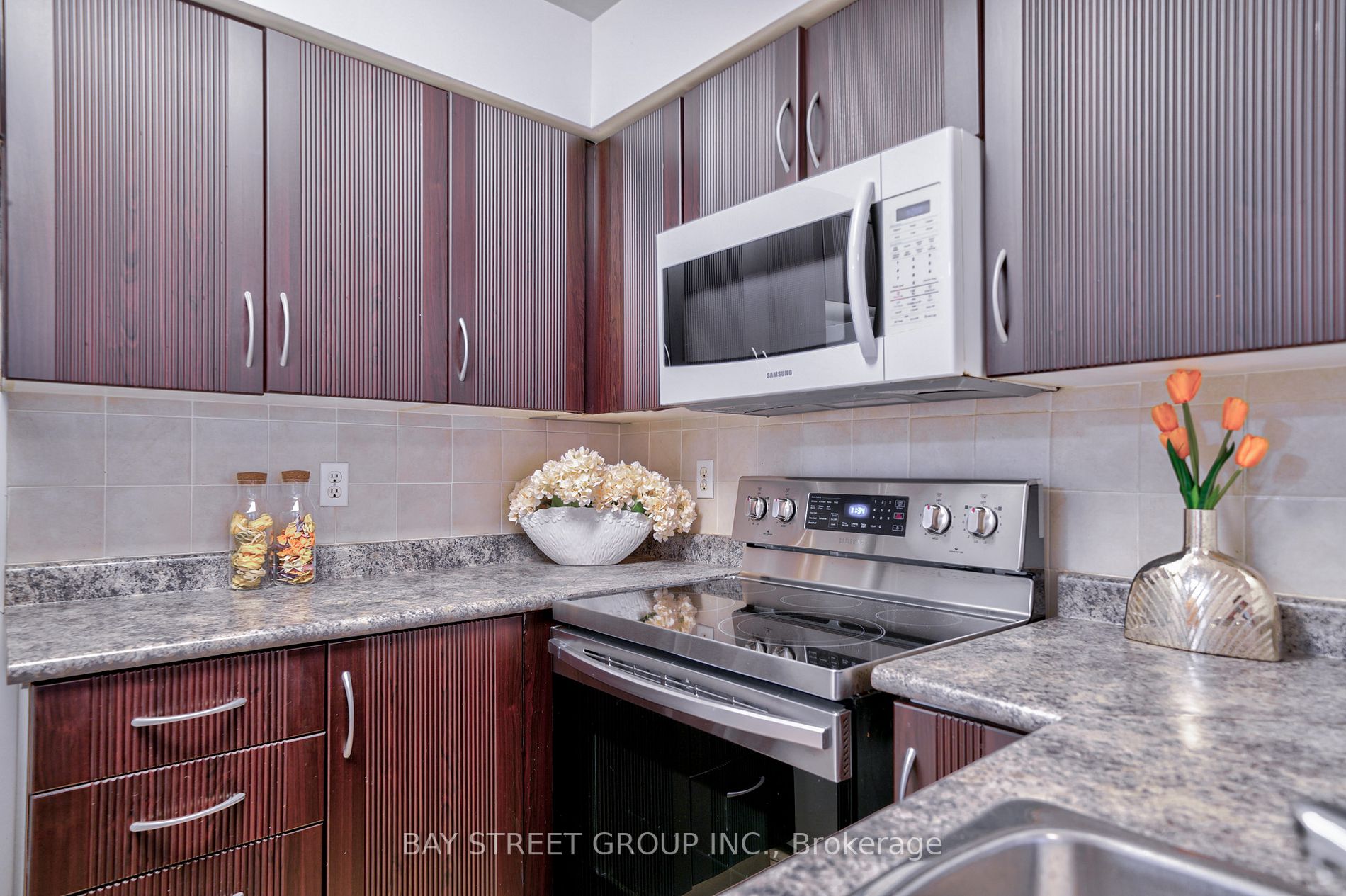 30 Hayden St, #402
