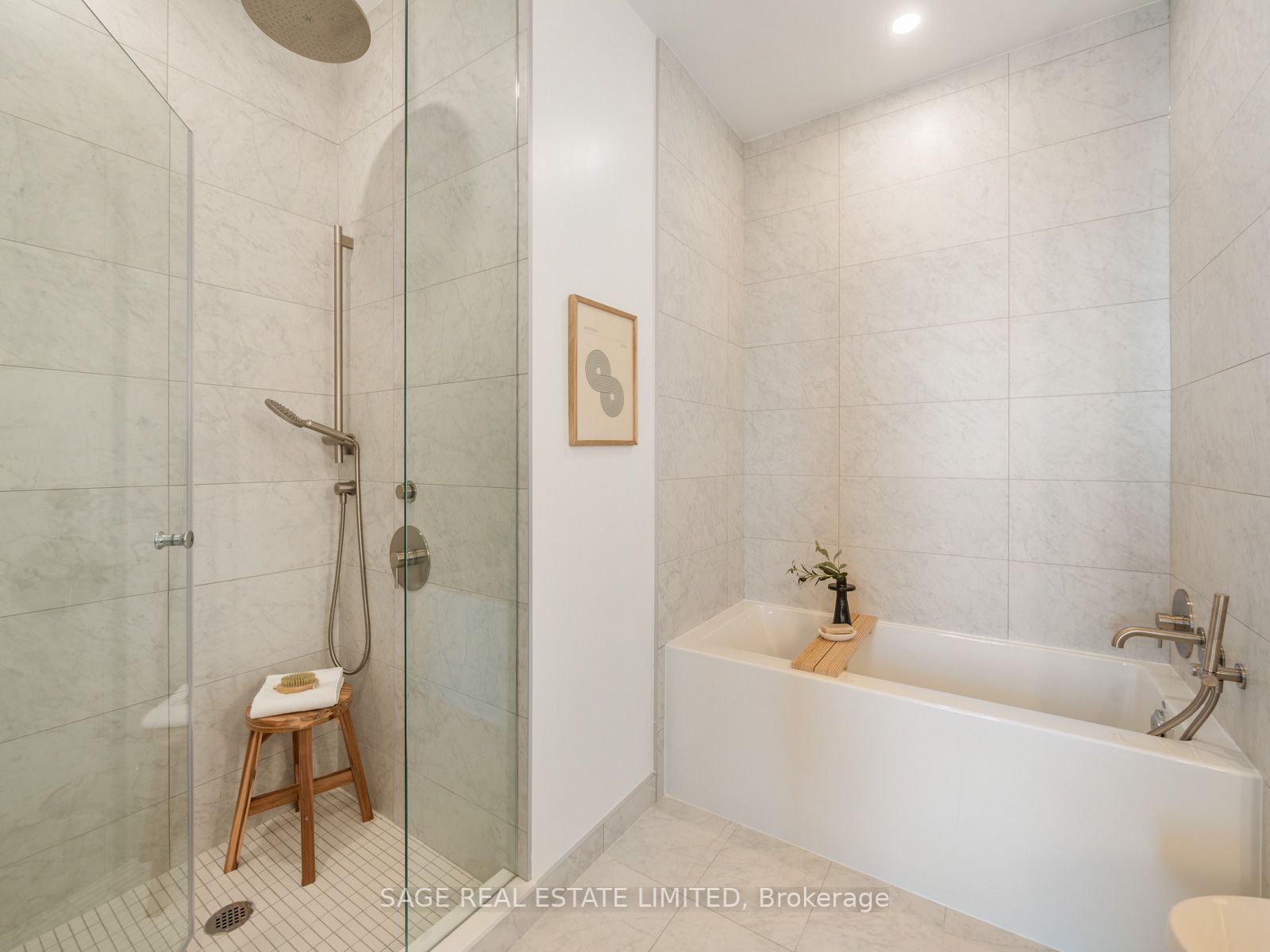 39 Roehampton Ave, #4602