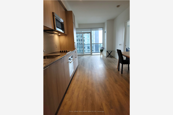 50 Ordnance St E, Toronto