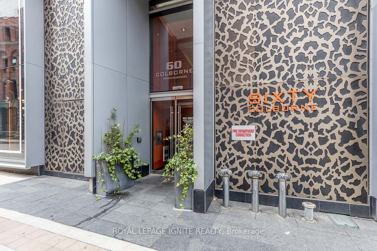 60 Colborne St, #221
