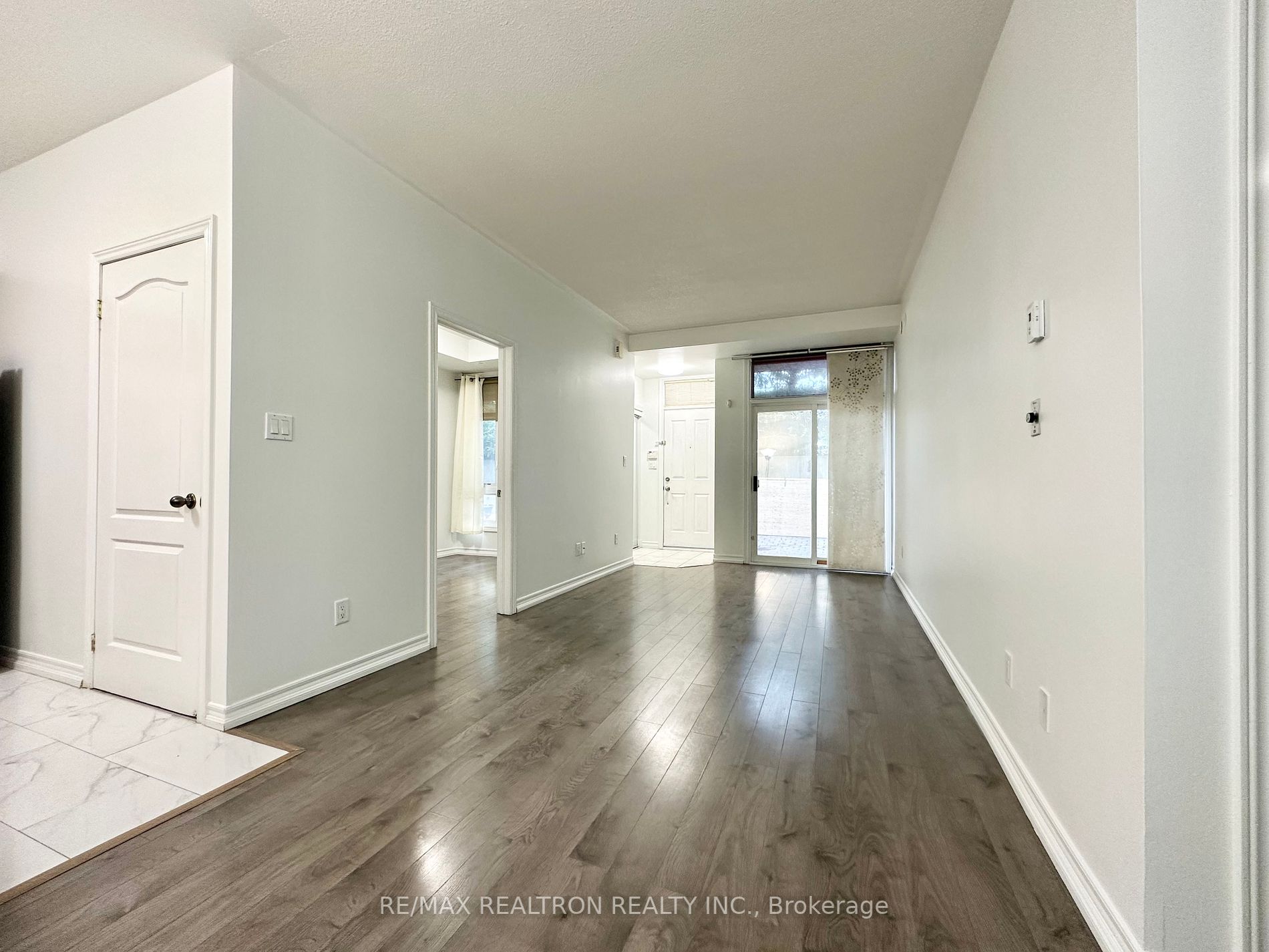 1496 Victoria Park Ave, #119