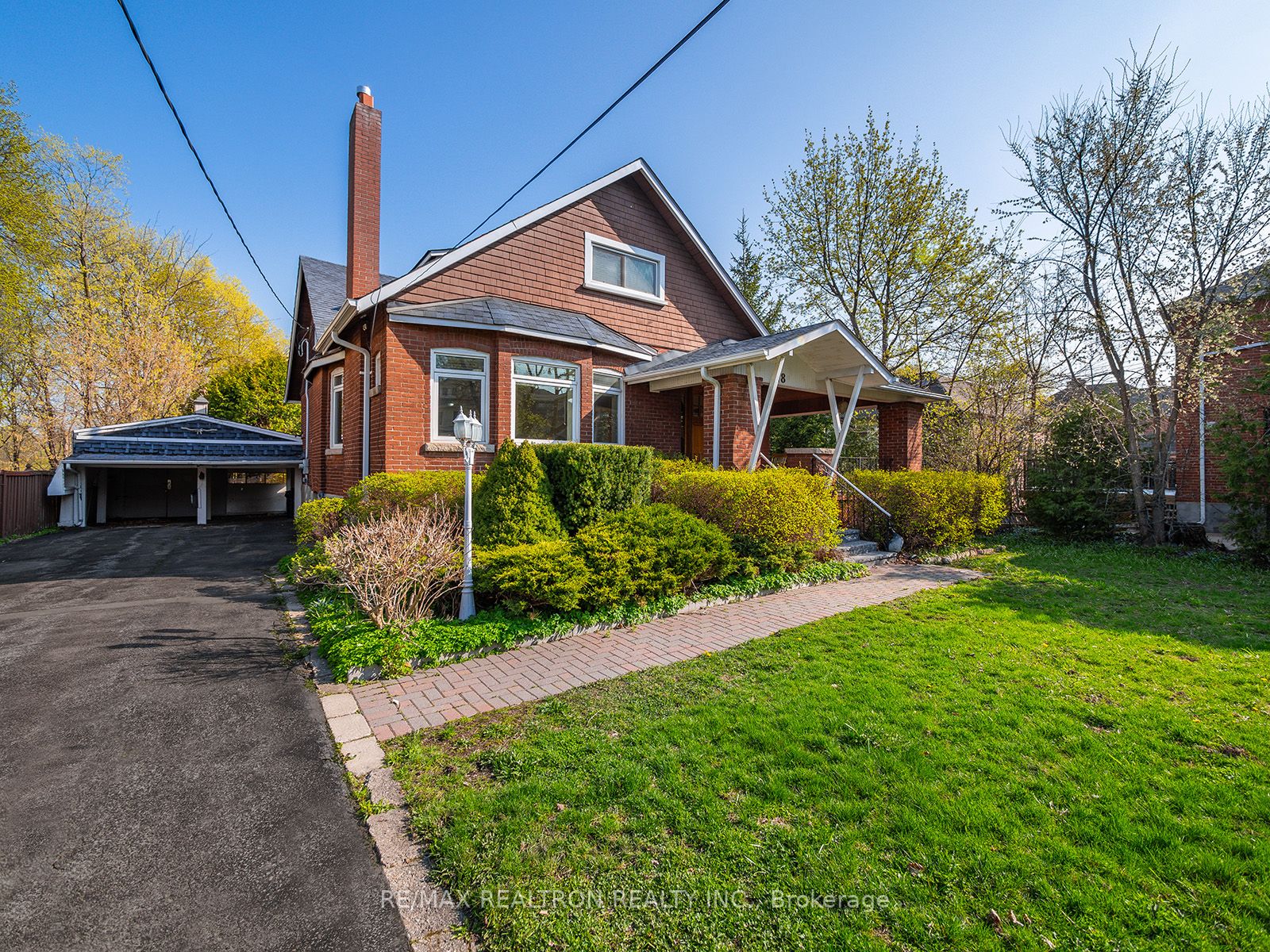 178 Blythwood Rd