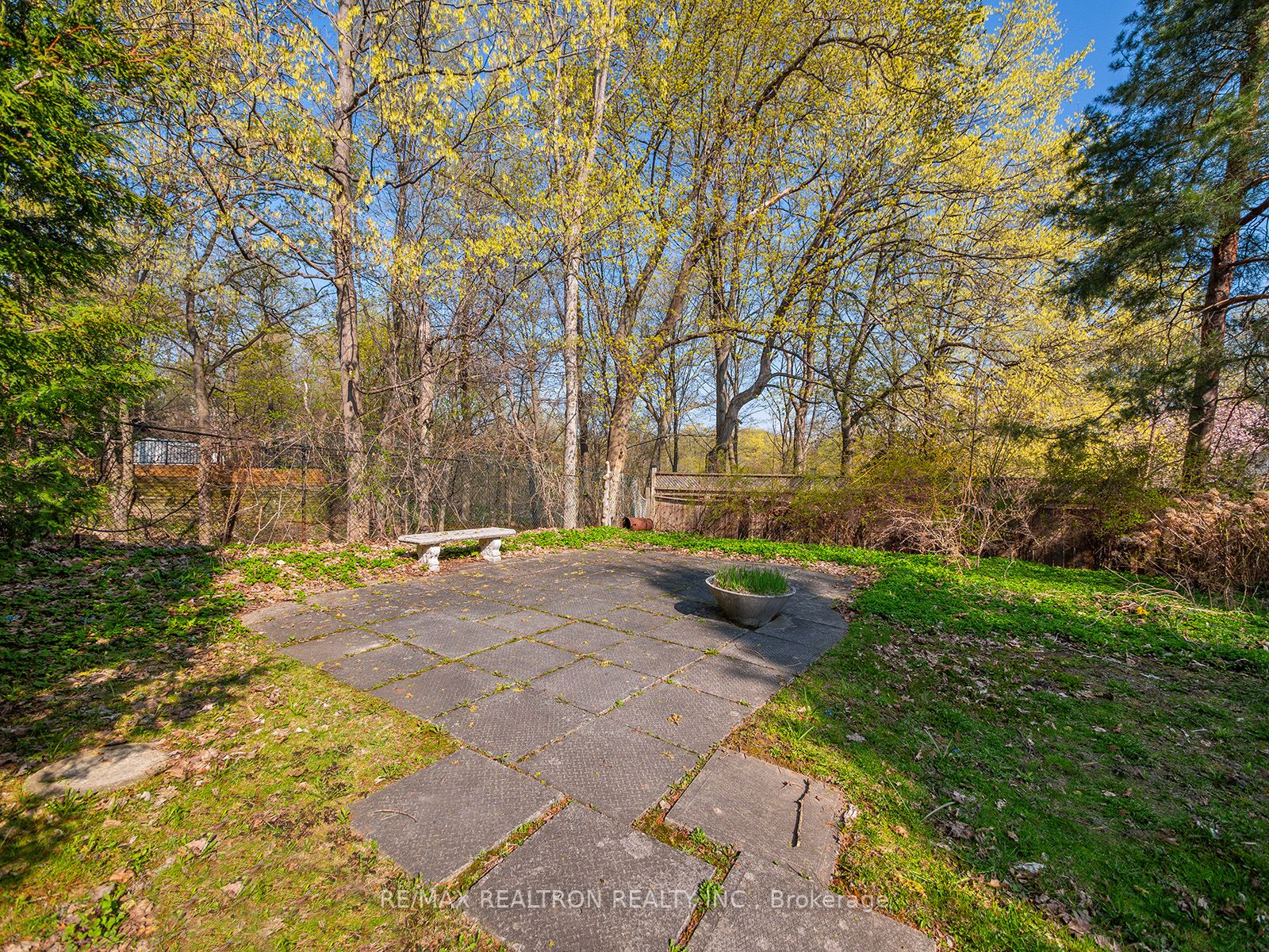178 Blythwood Rd