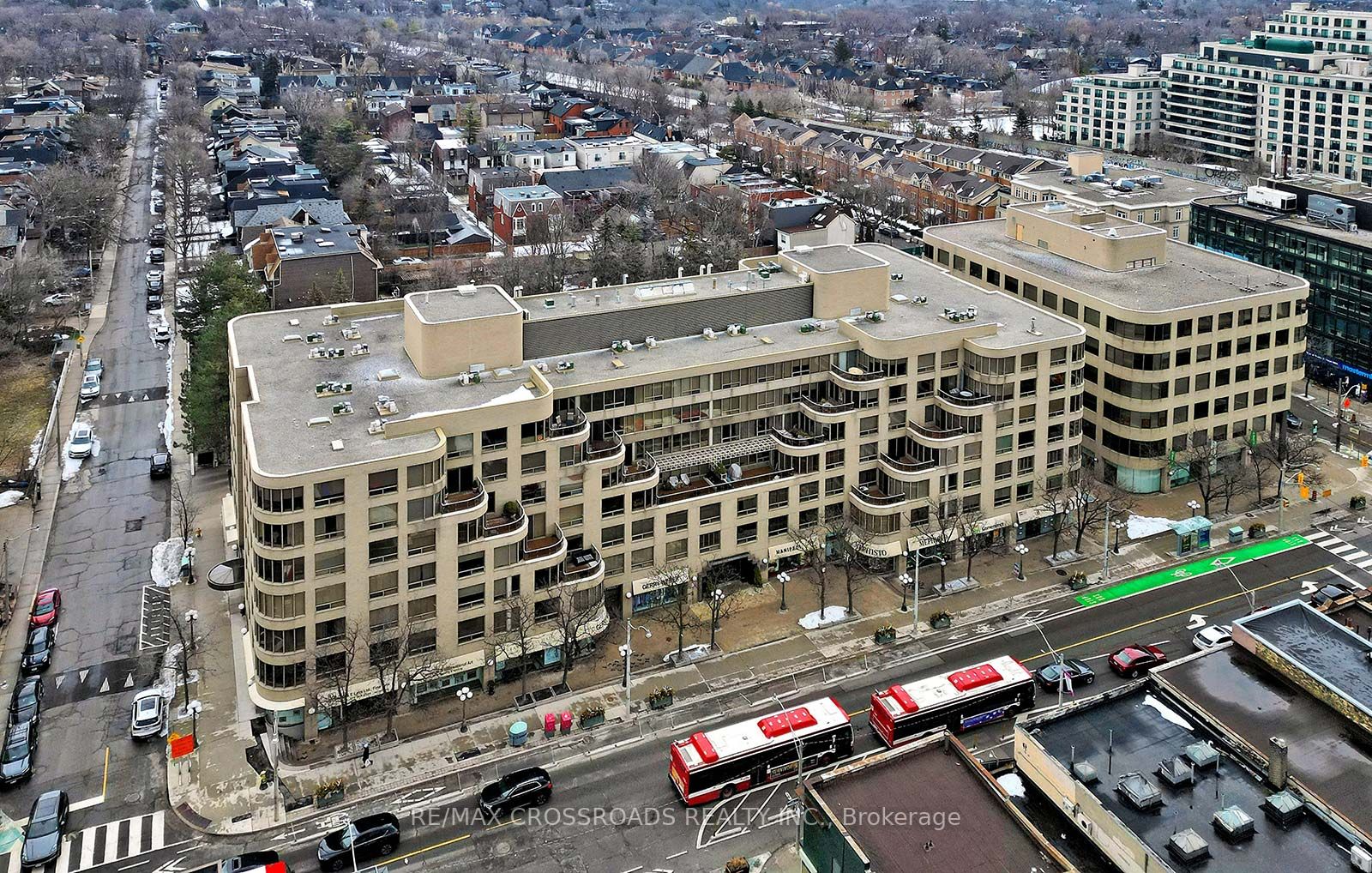 1177 Yonge St, #403