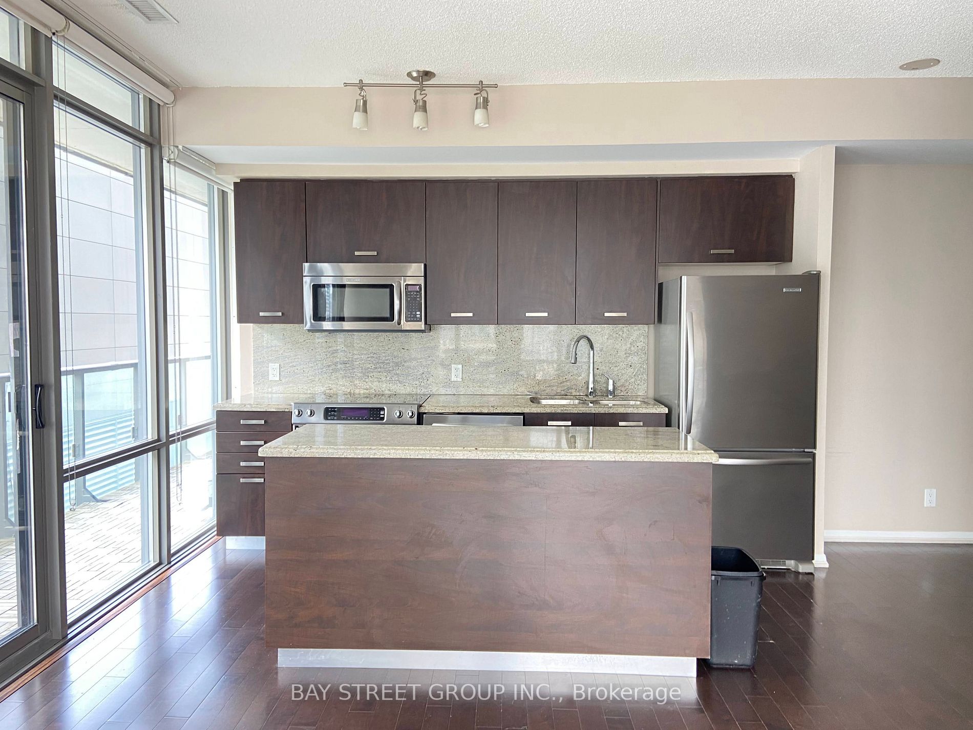 832 Bay Street #1410