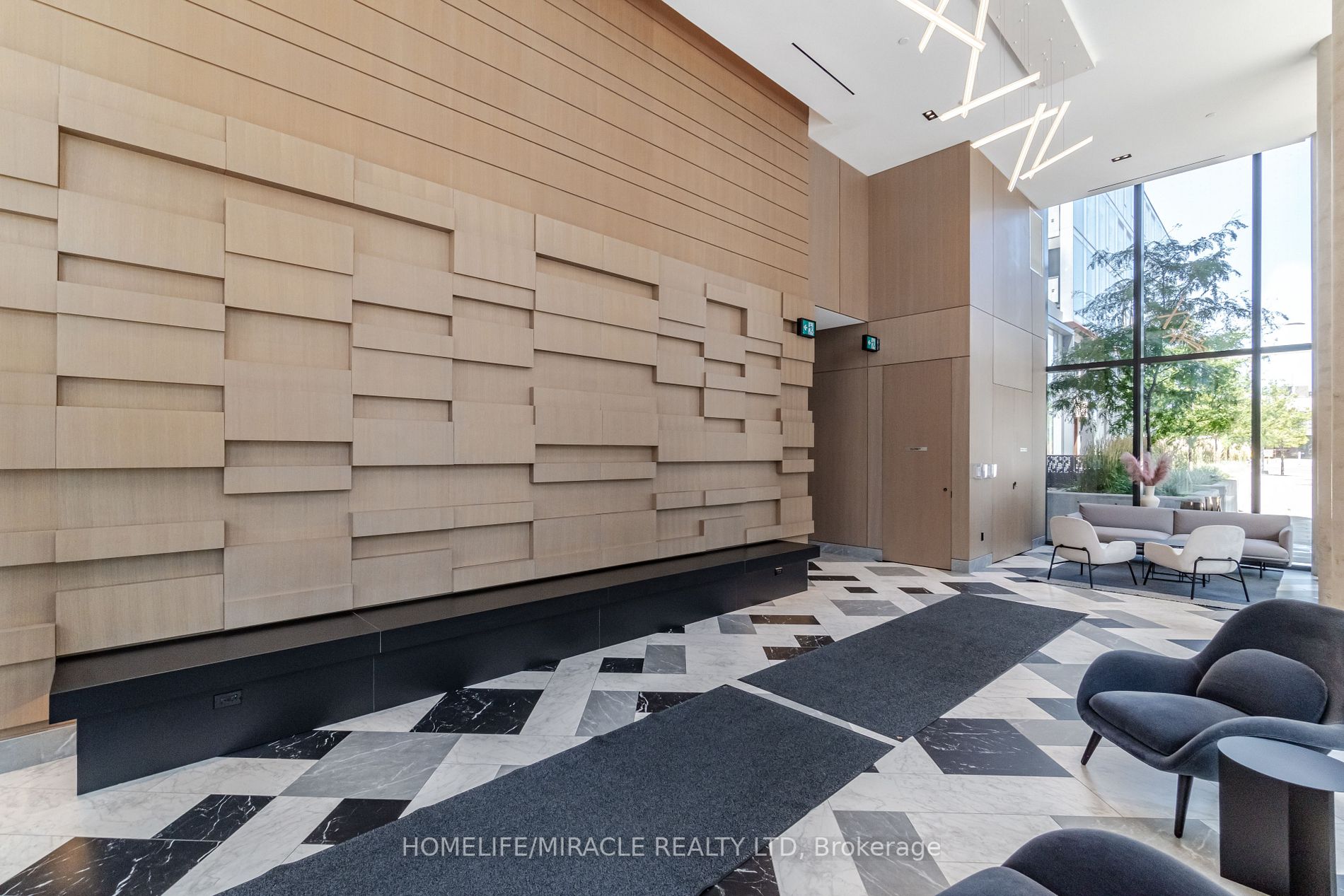 180 Mill St, #S902