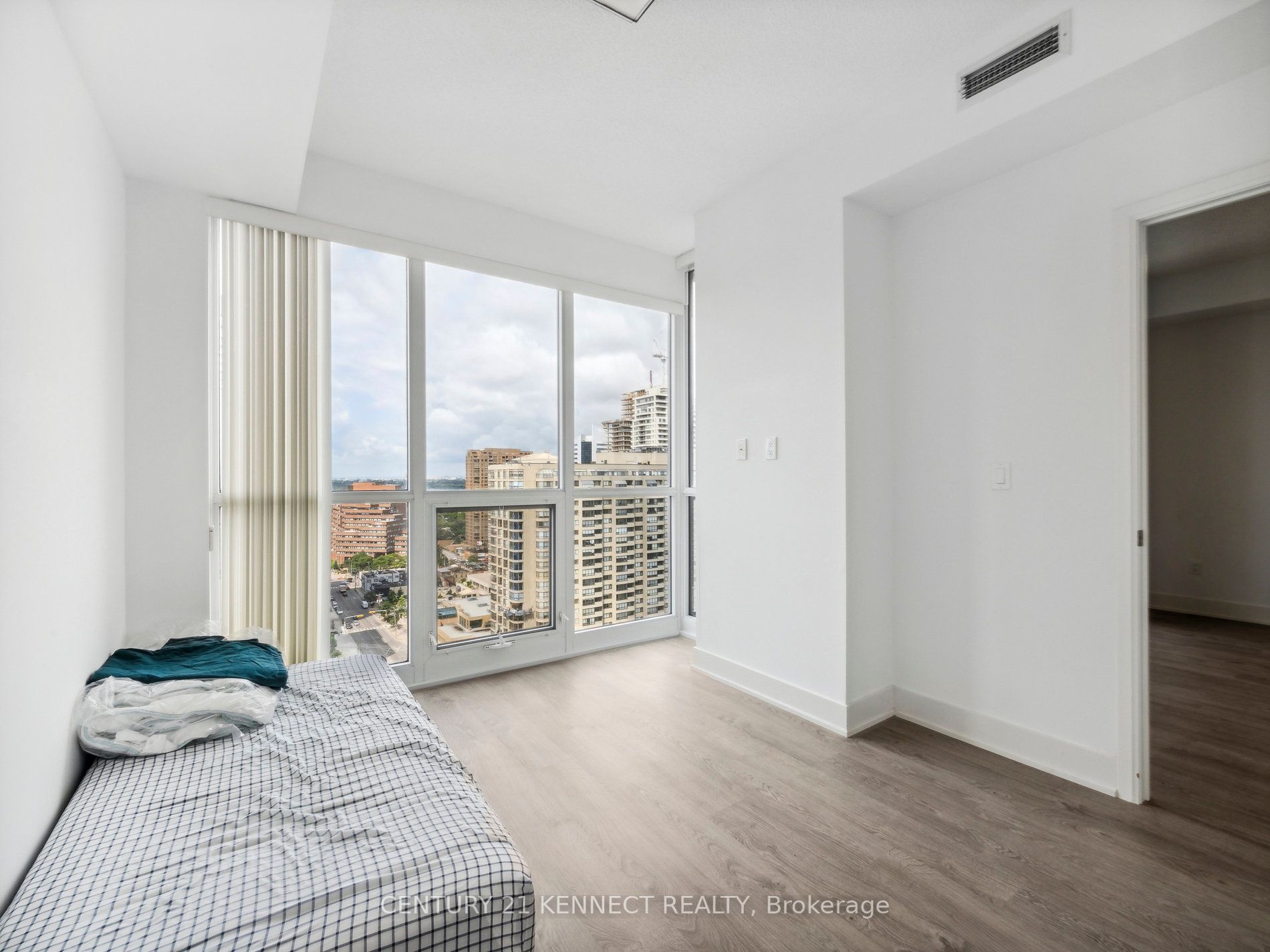 88 Sheppard Ave E, #2306