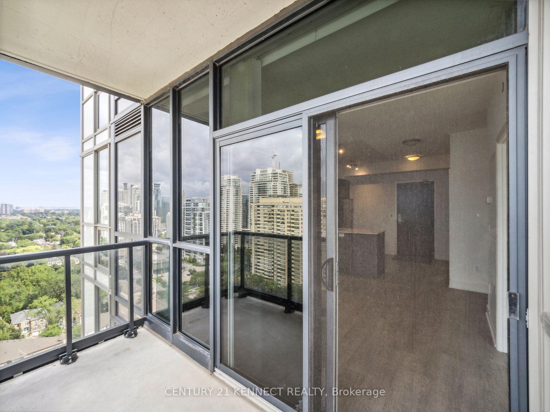 88 Sheppard Ave E, #2306