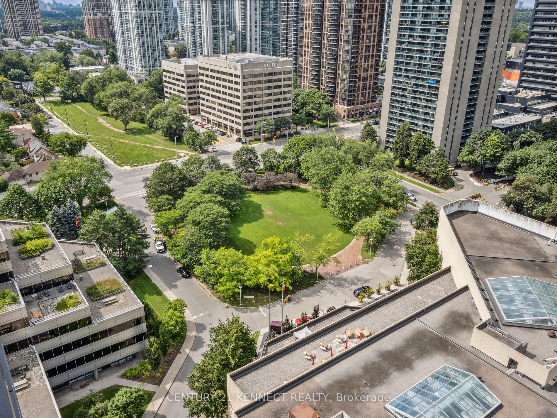88 Sheppard Ave E, #2306