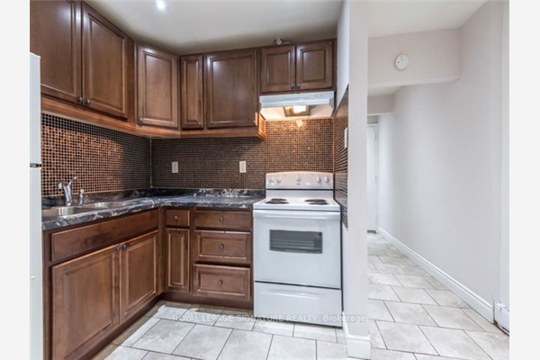 272 Parliament St, Toronto