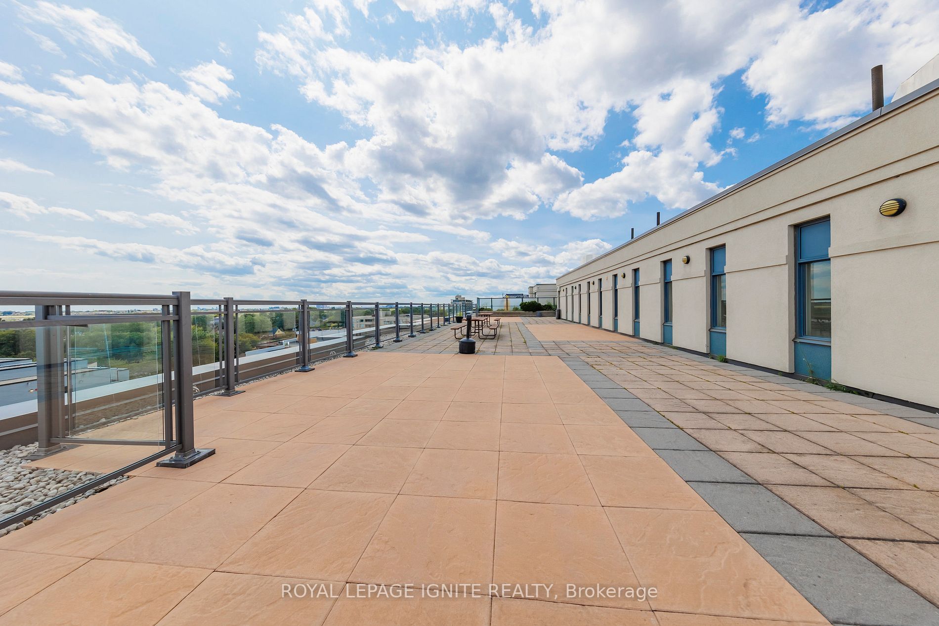 872 Sheppard Ave W, #218