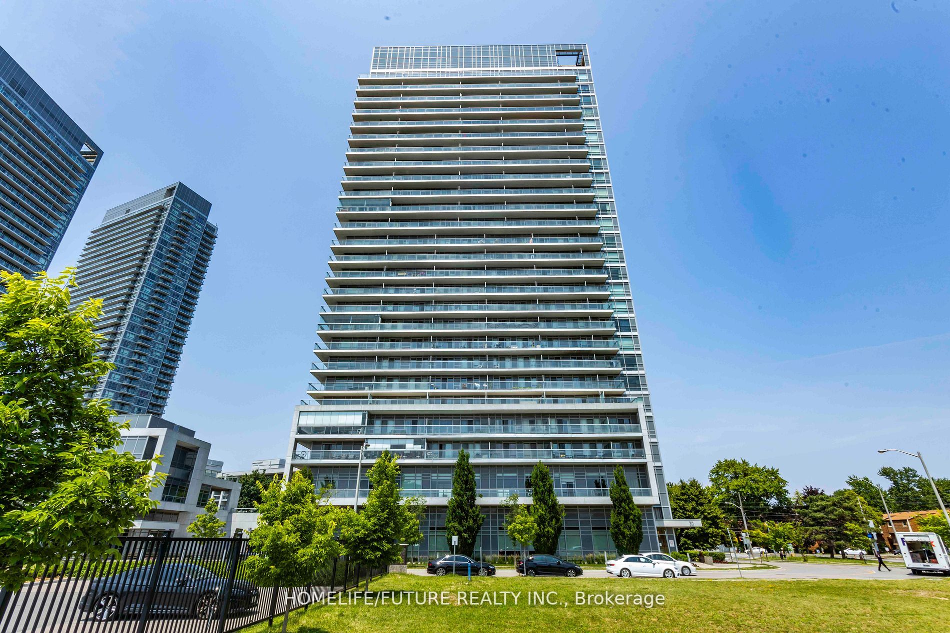 30 Herons Hill Way, #1802