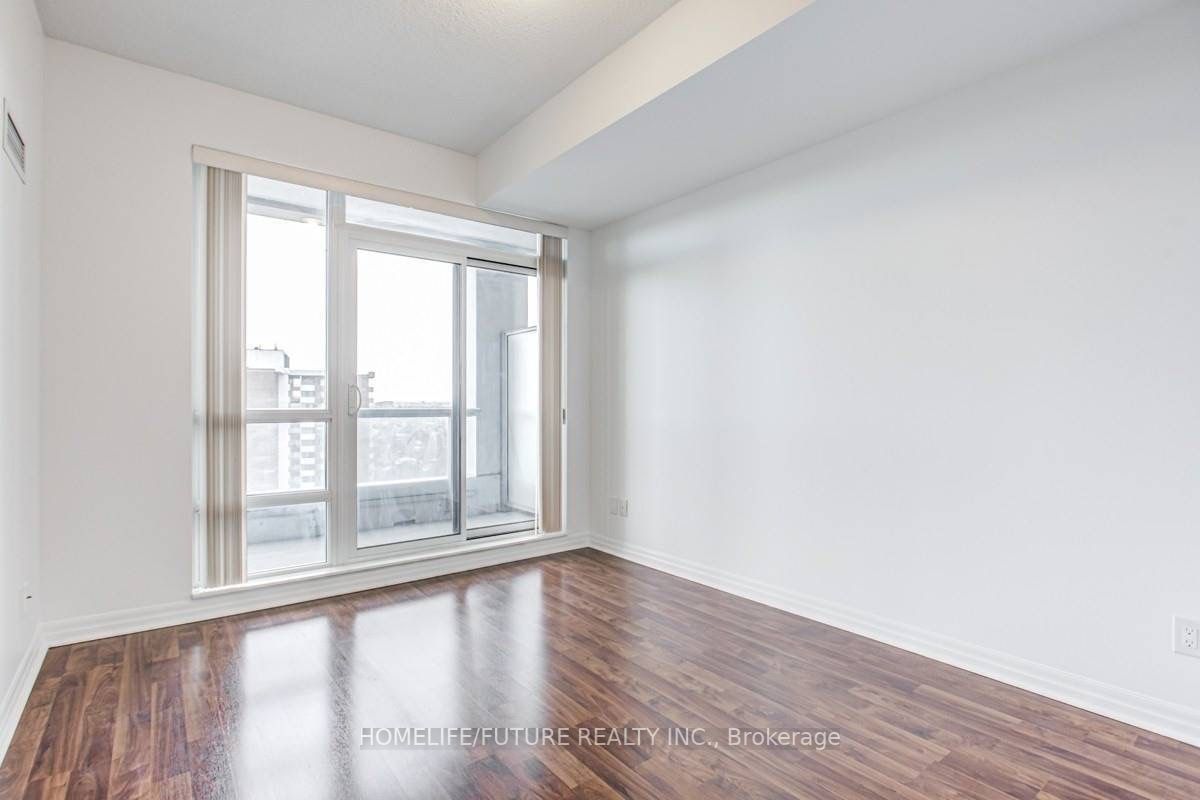30 Herons Hill Way, #1802