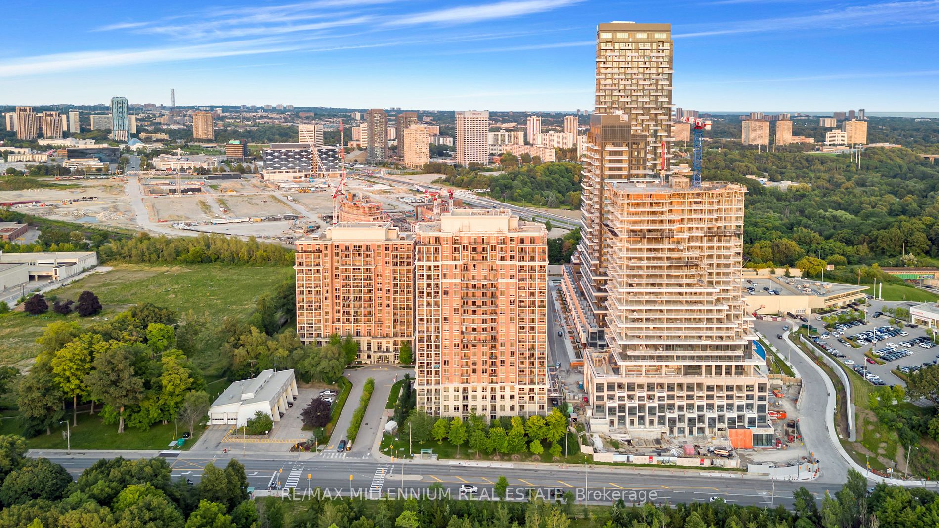 1101 Leslie St, #1006