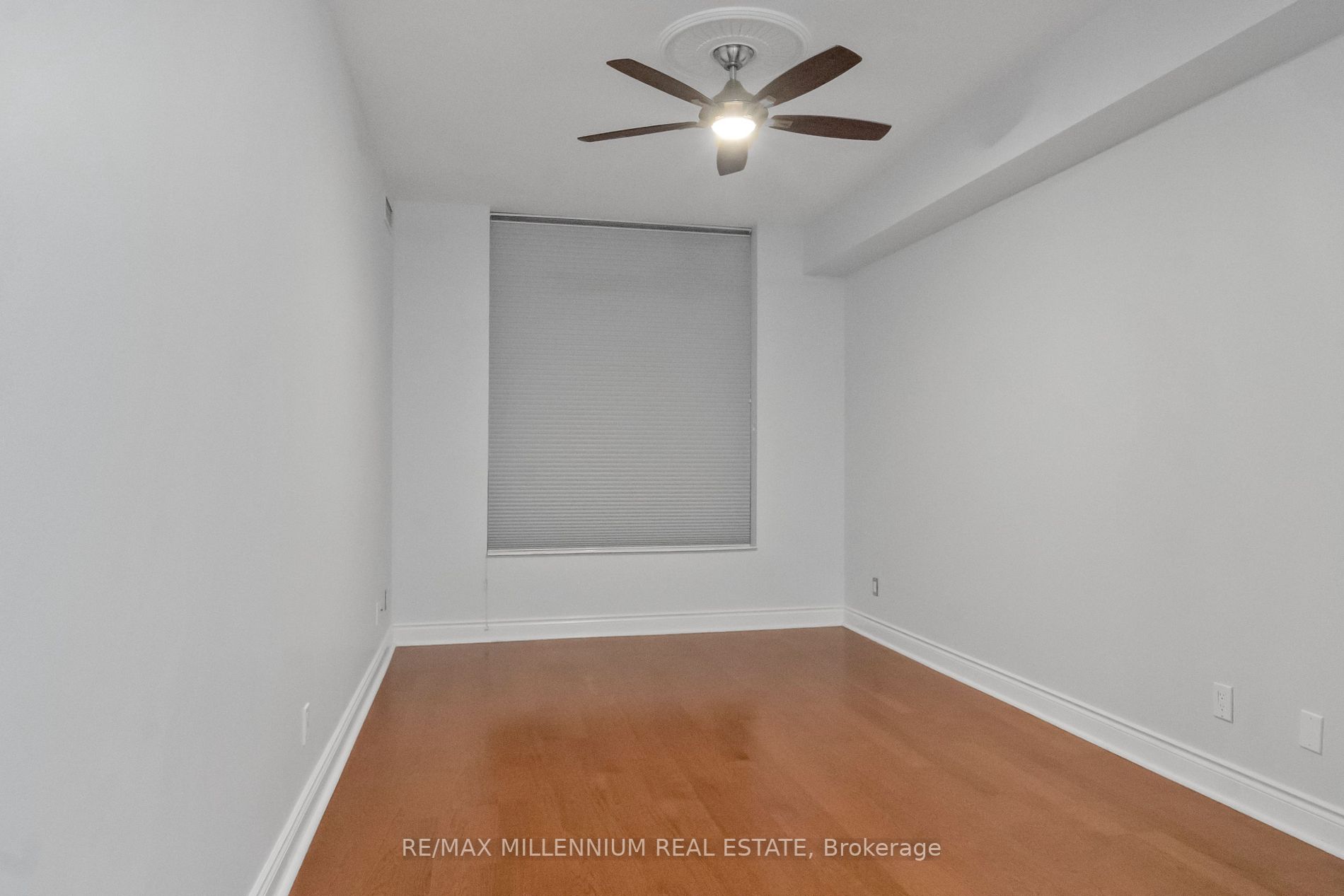 1101 Leslie St, #1006