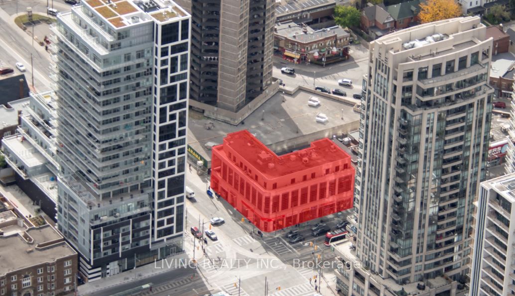 1466 Bathurst St, #204