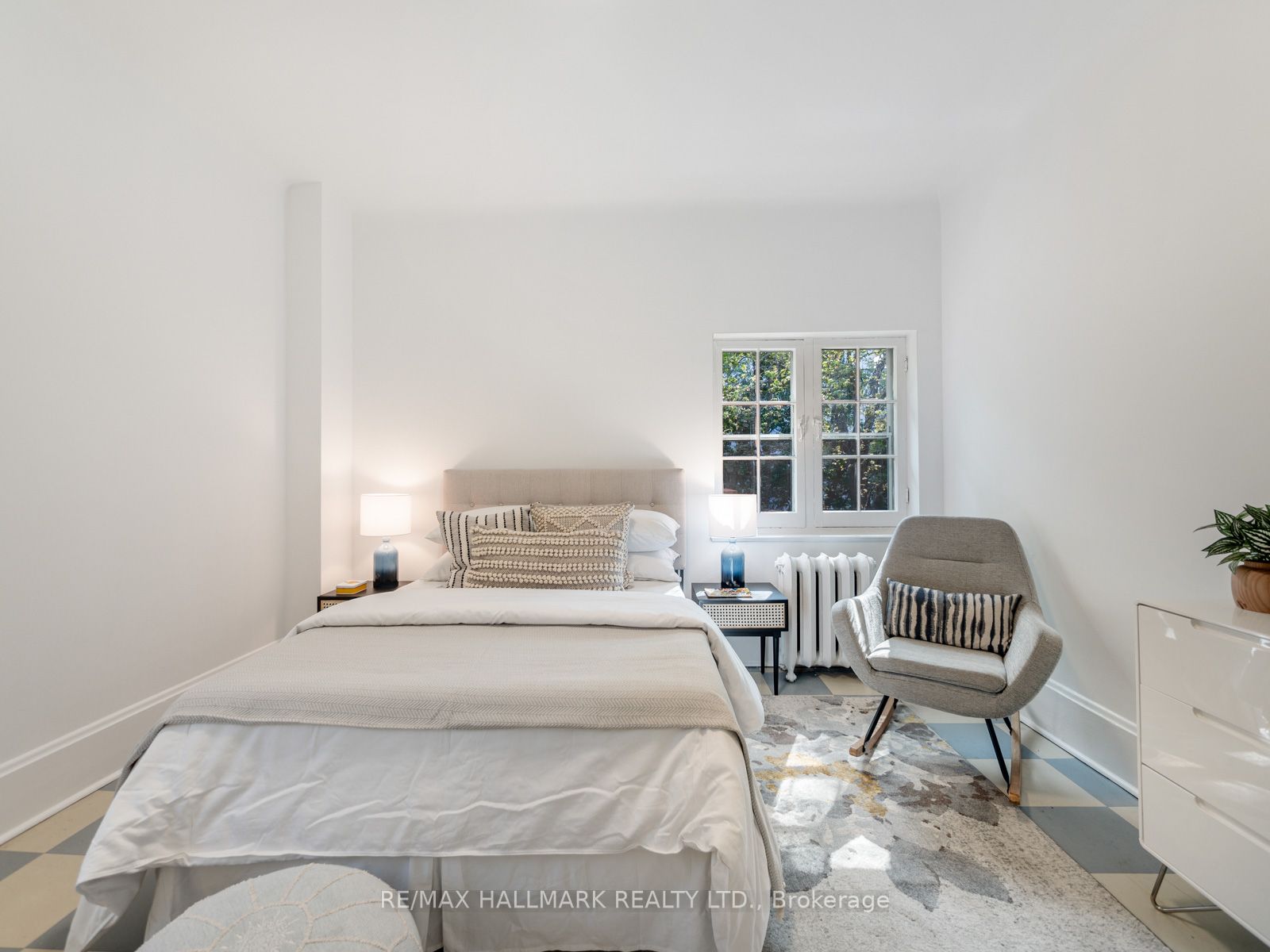 75 Forest Hill Rd