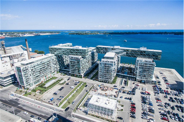 39 Queens Quay E, Toronto