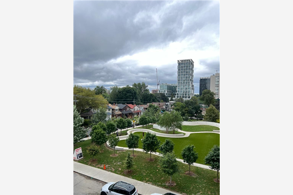 11 Lillian St, Toronto